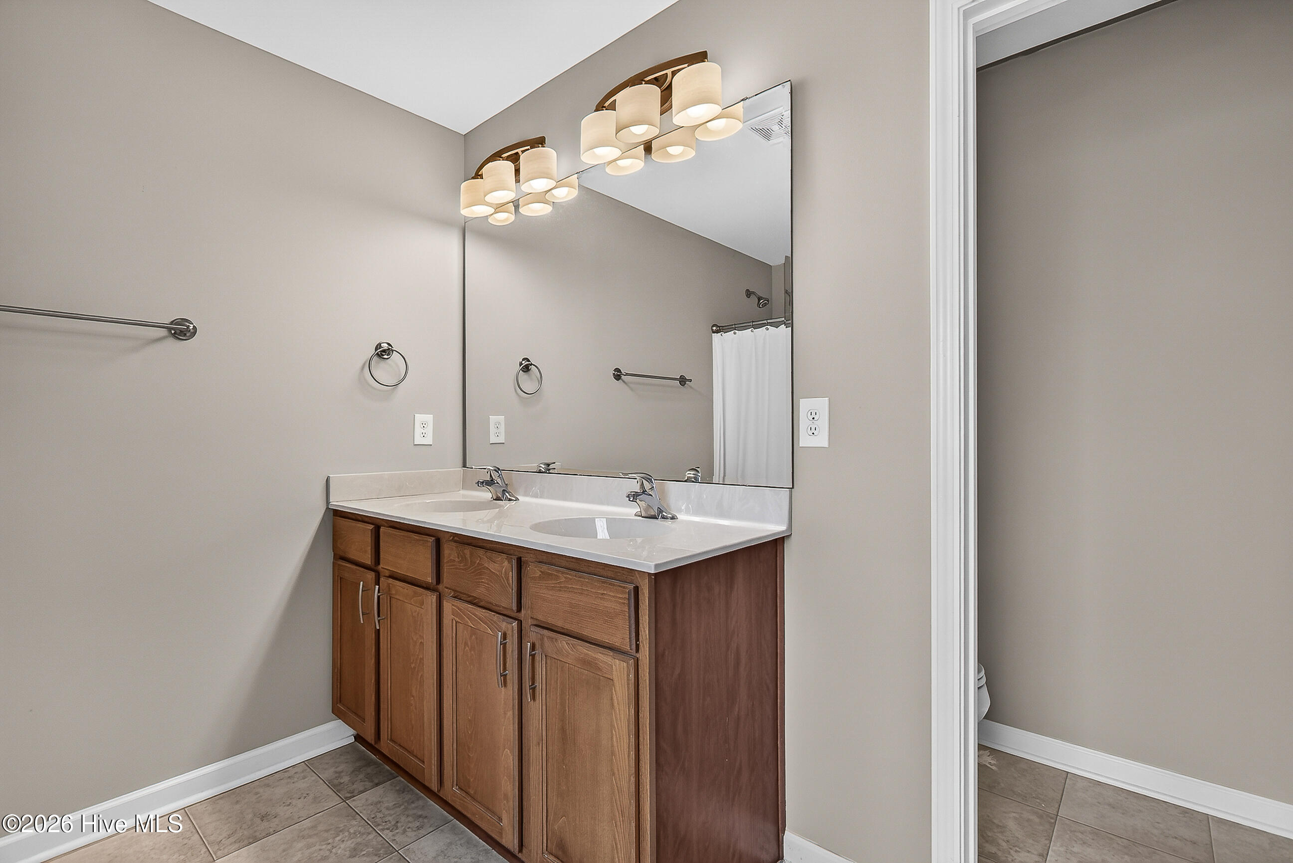 7220 Verona Drive Property Photo 28