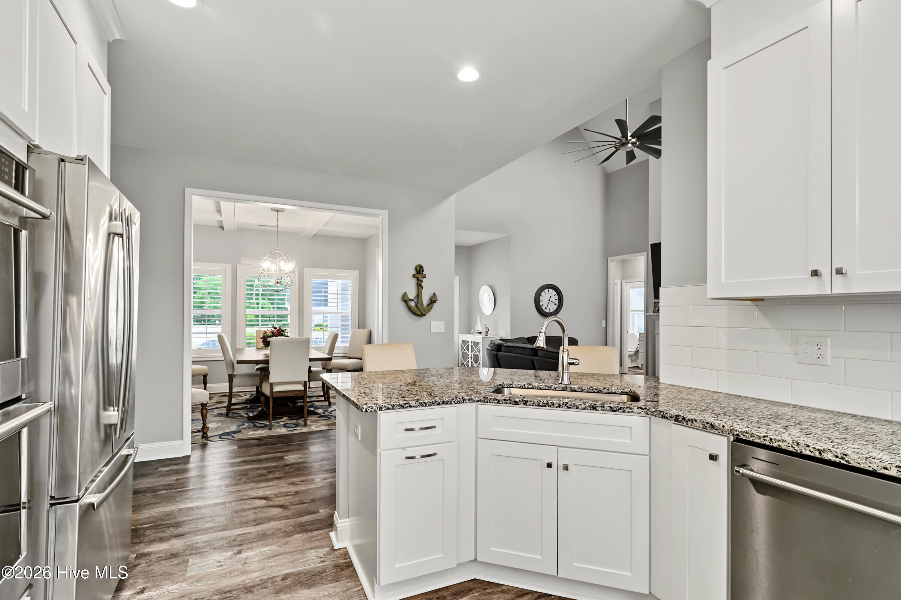 107 Crystal Moon Way Property Photo 20