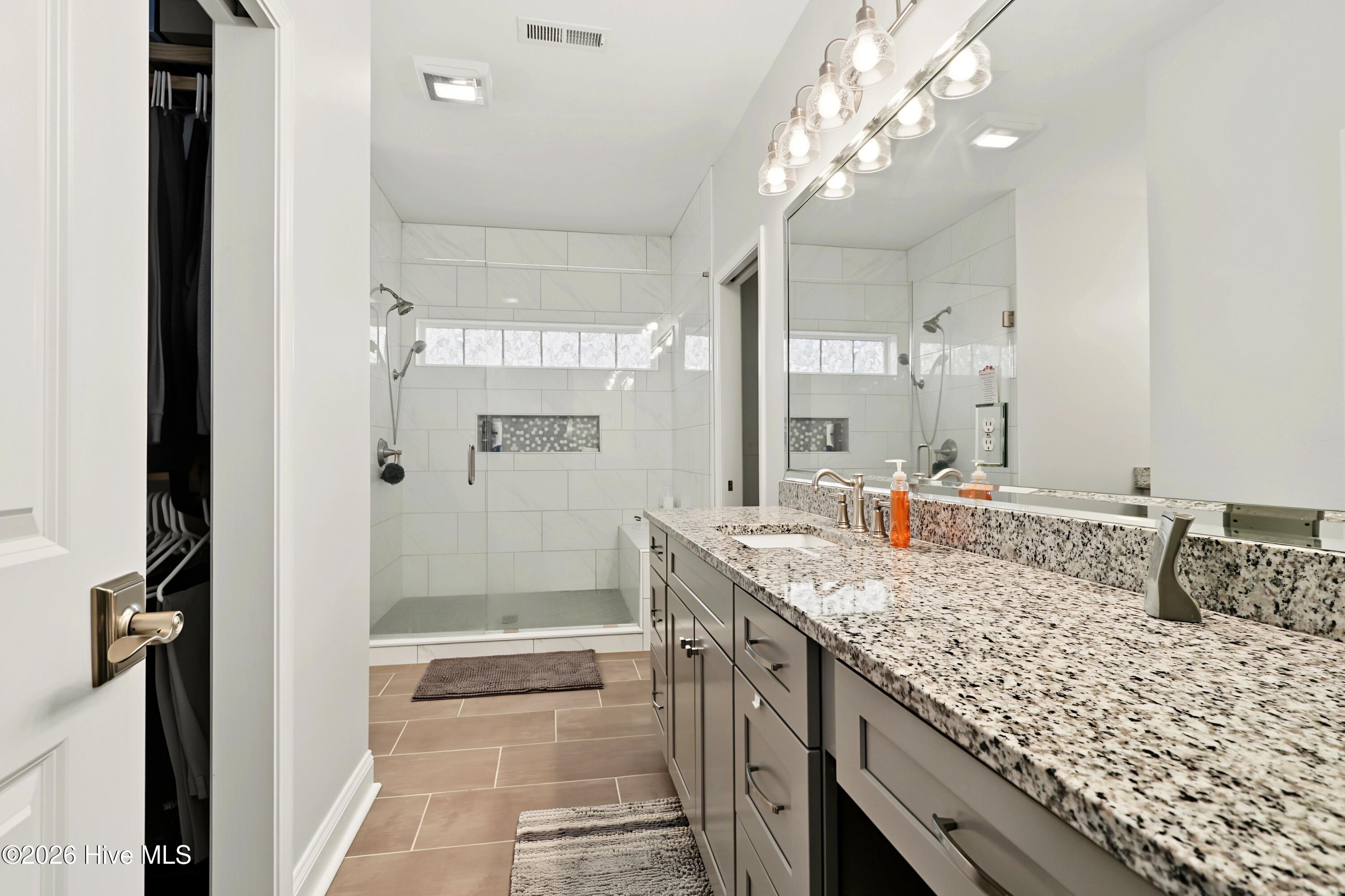 107 Crystal Moon Way Property Photo 30