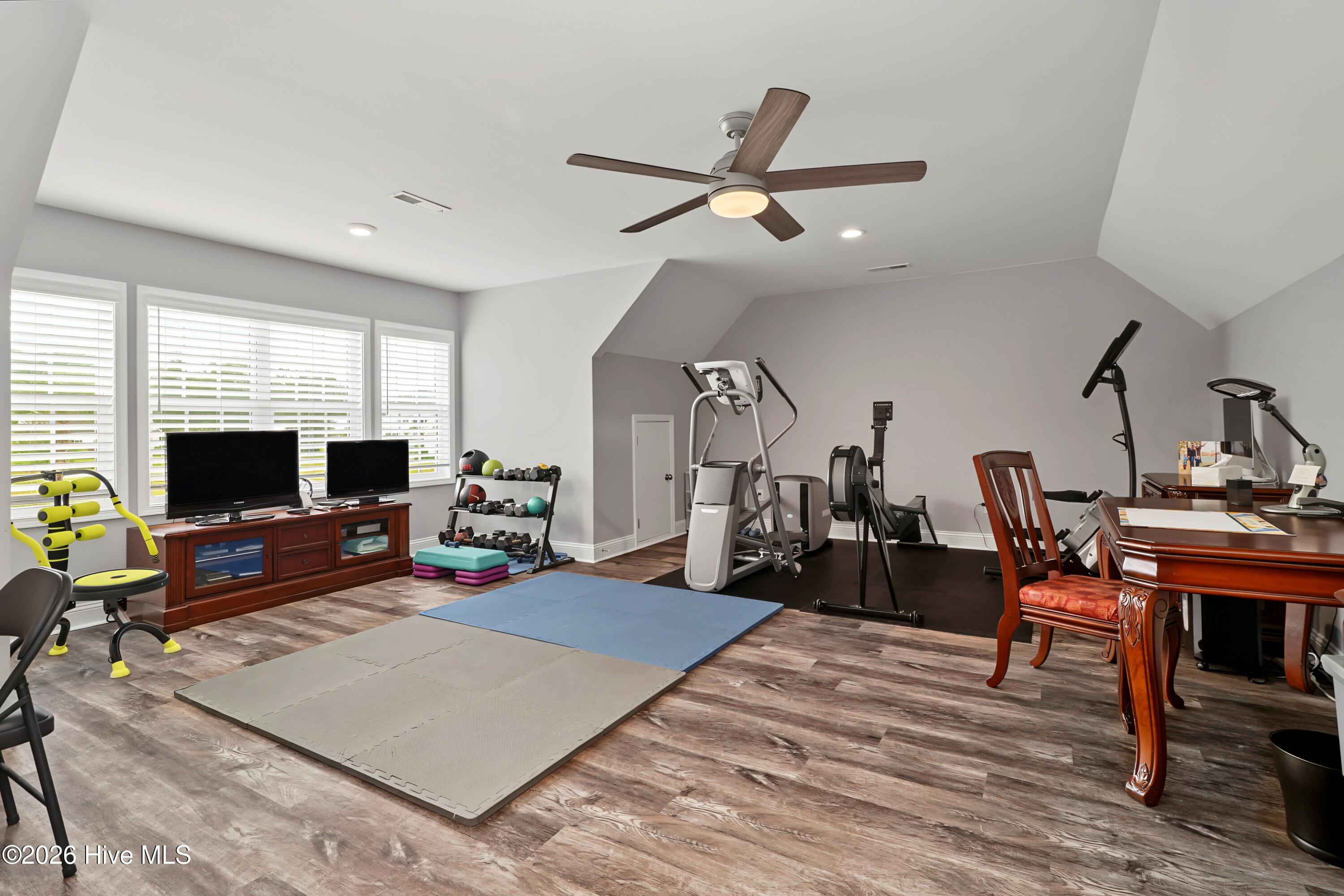 107 Crystal Moon Way Property Photo 40