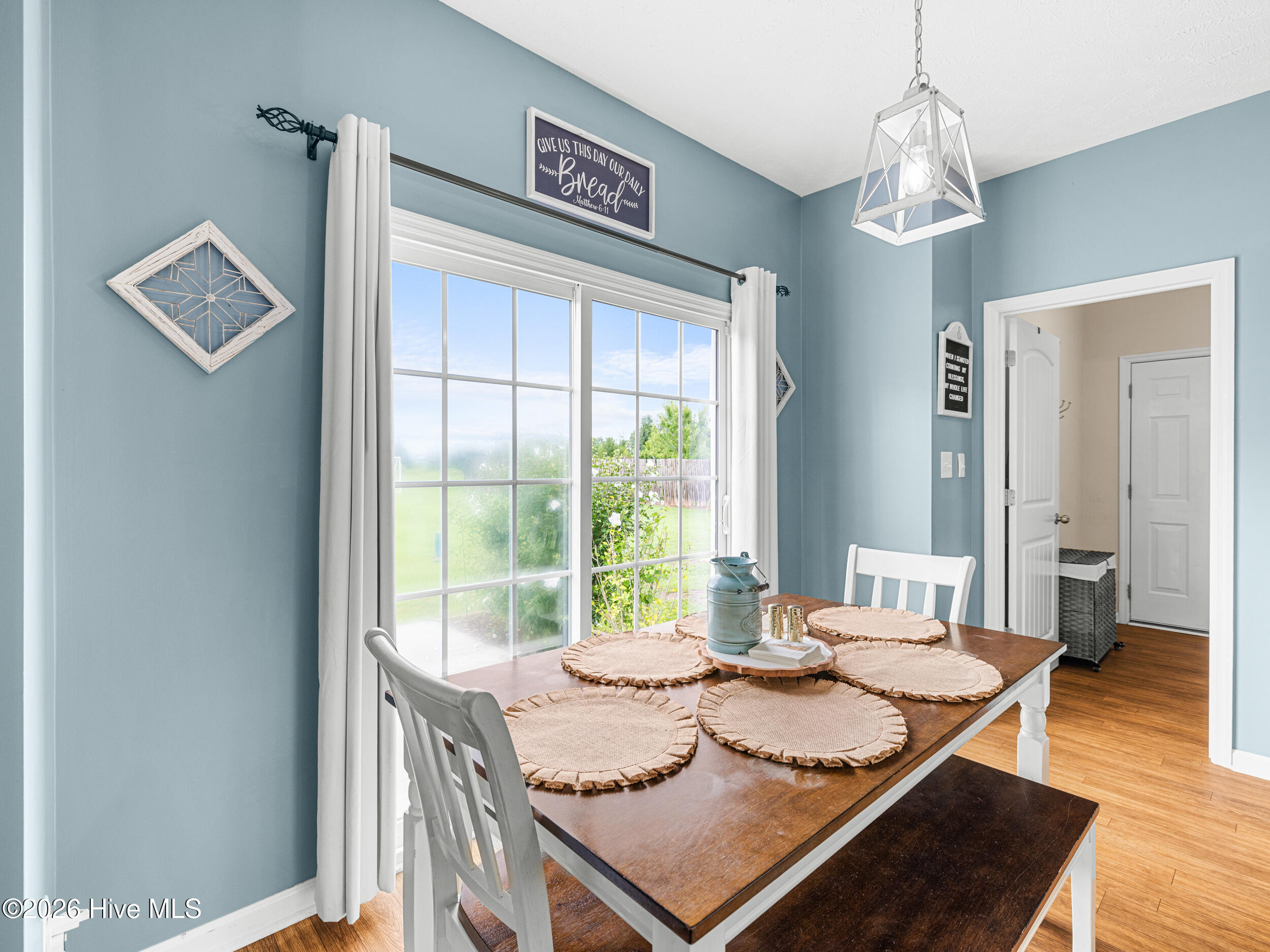 210 Classy Court Property Photo 13