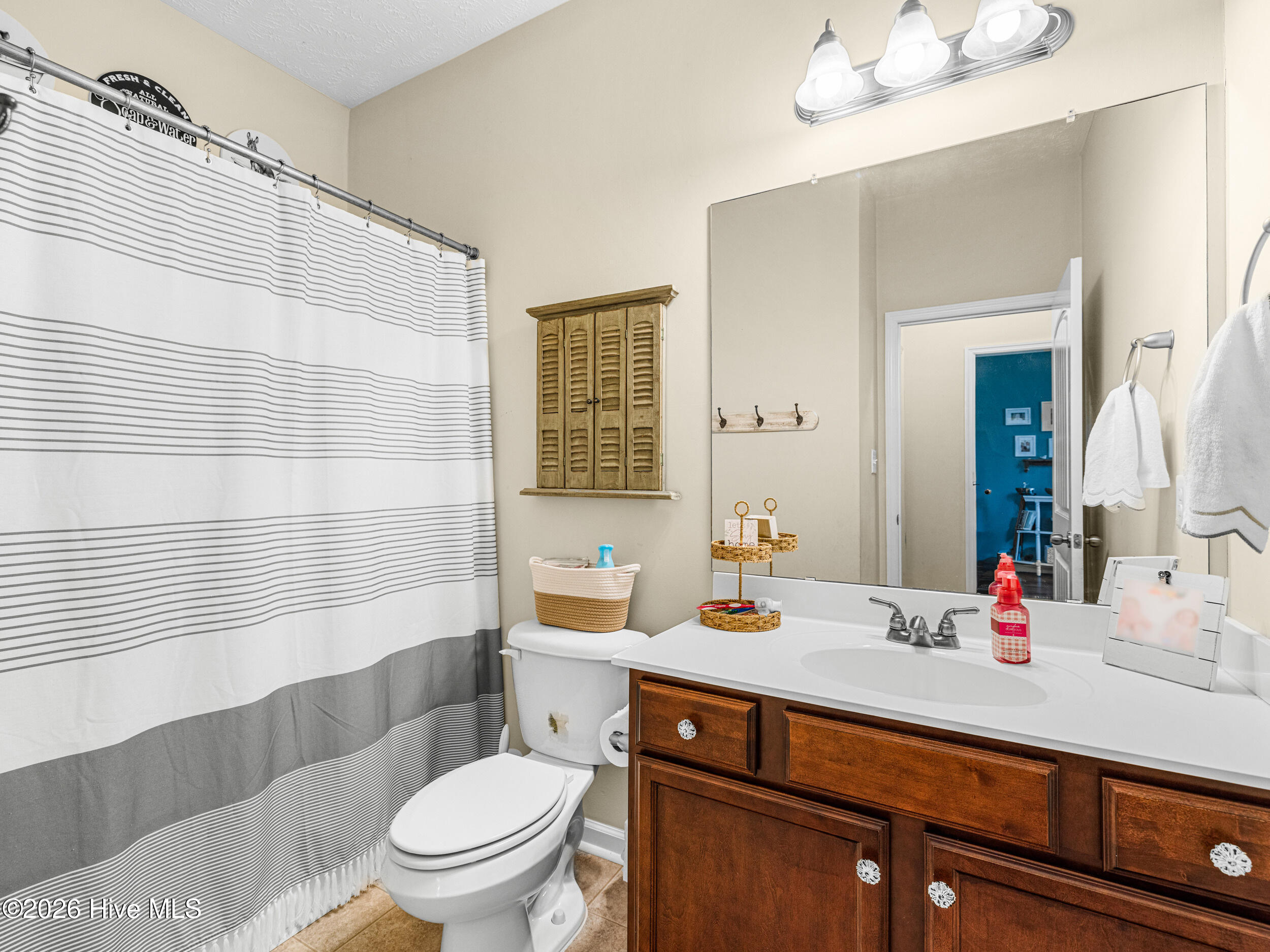 210 Classy Court Property Photo 19