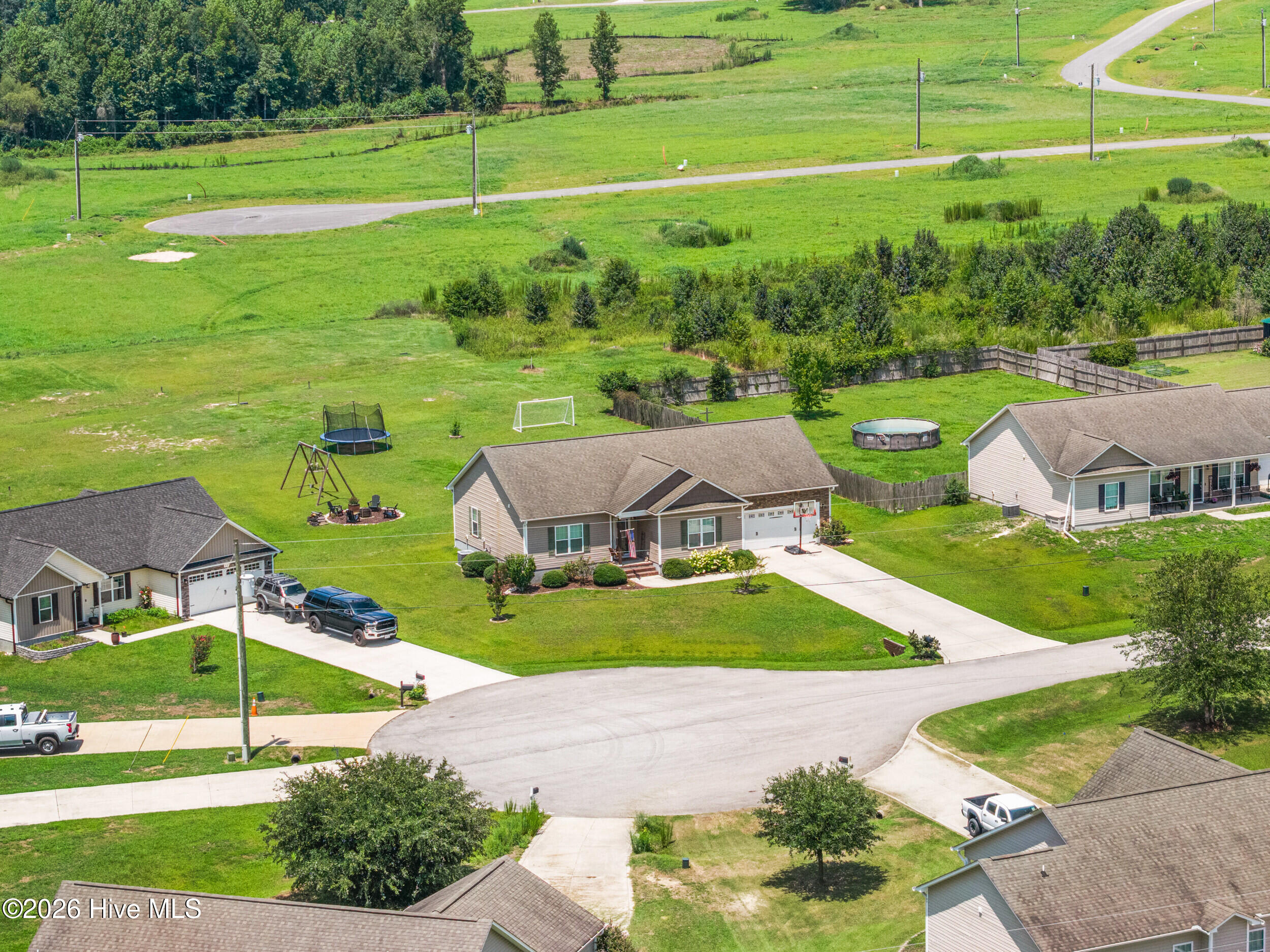 210 Classy Court Property Photo 29