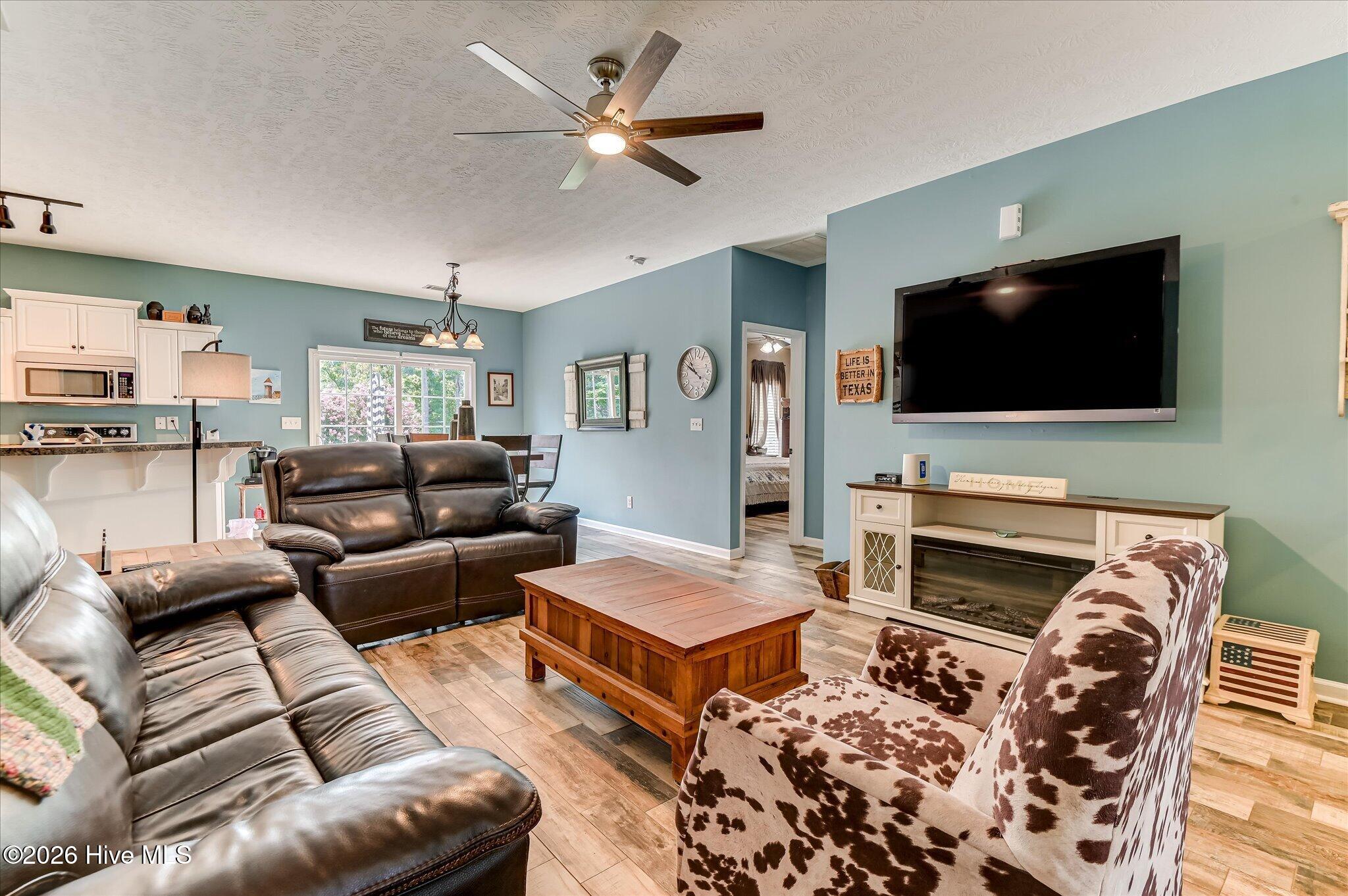 833 Westlawn Drive Property Photo 10