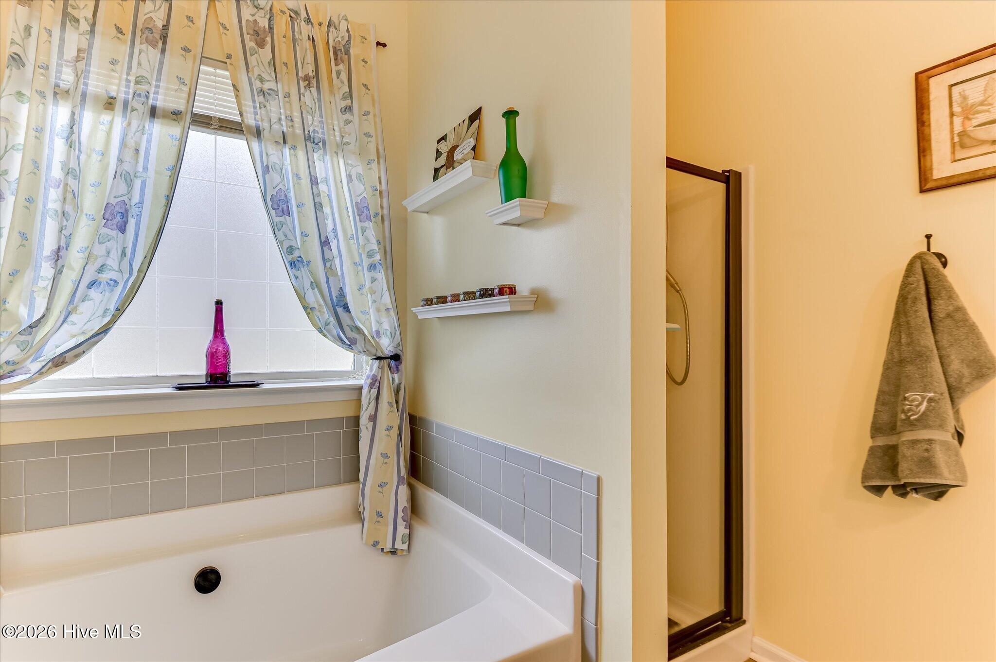 833 Westlawn Drive Property Photo 24