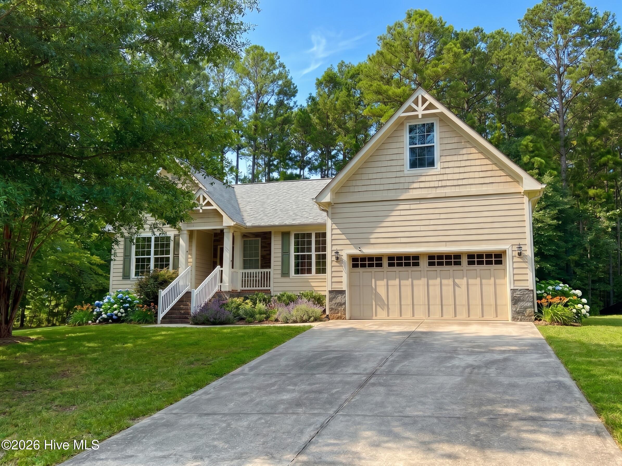 165 Rhett Drive Property Photo 1