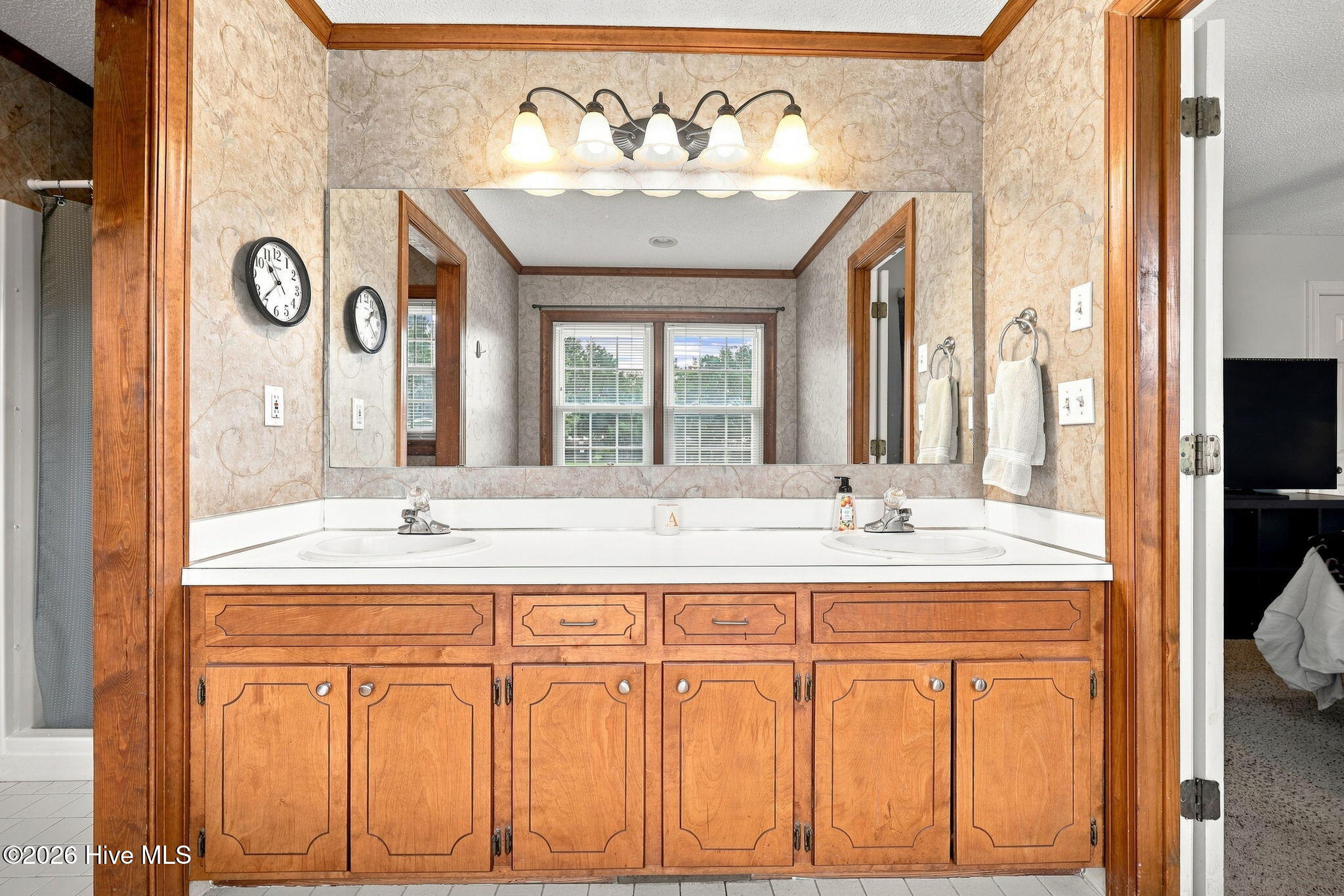 2345 Mayfield Drive Property Photo 12