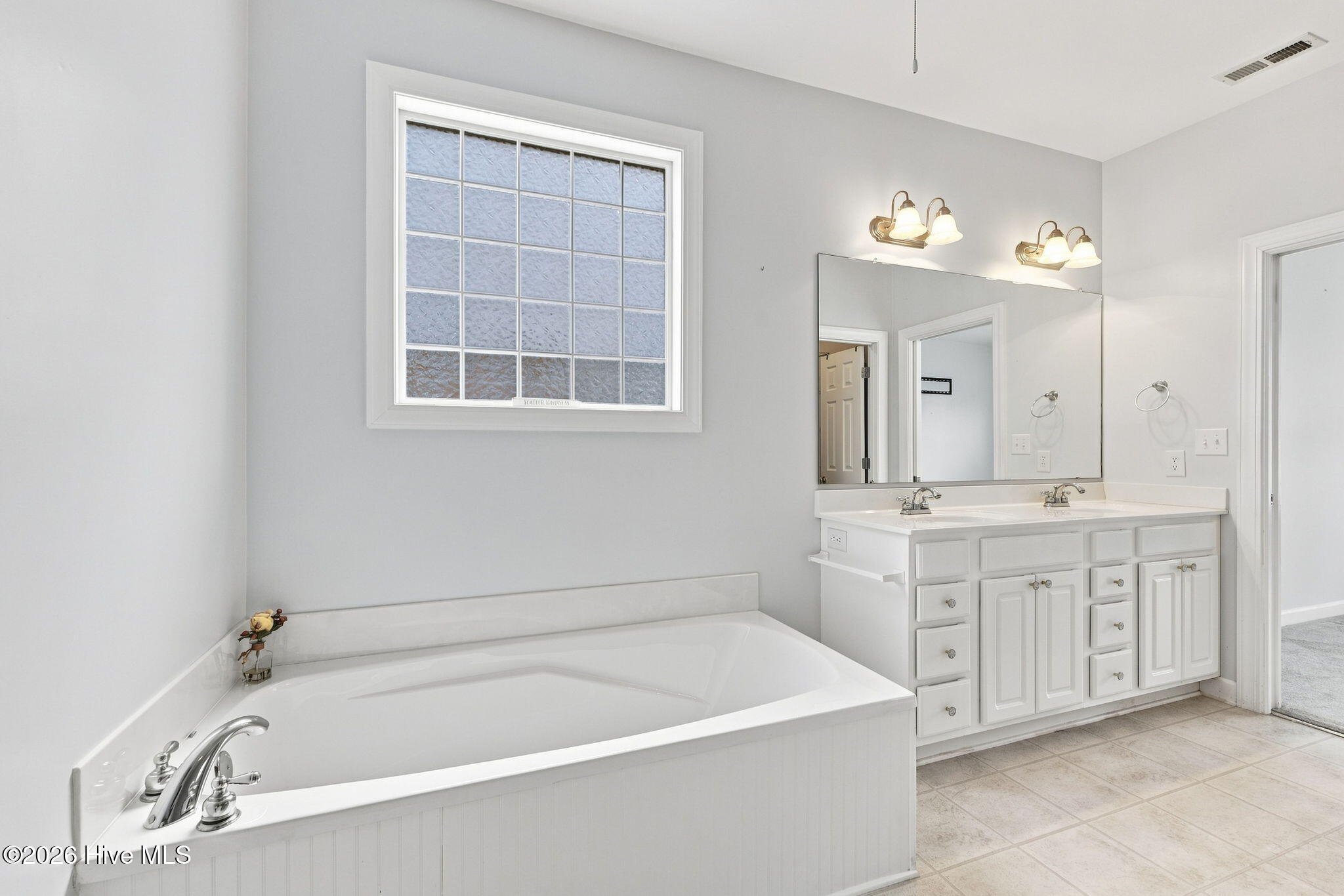 505 Village Green Drive A Property Photo 15
