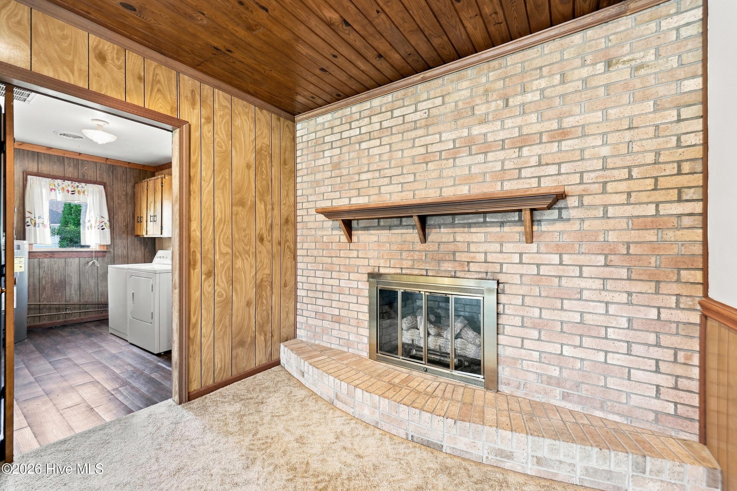 507 Narrow Shore Road Property Photo 11
