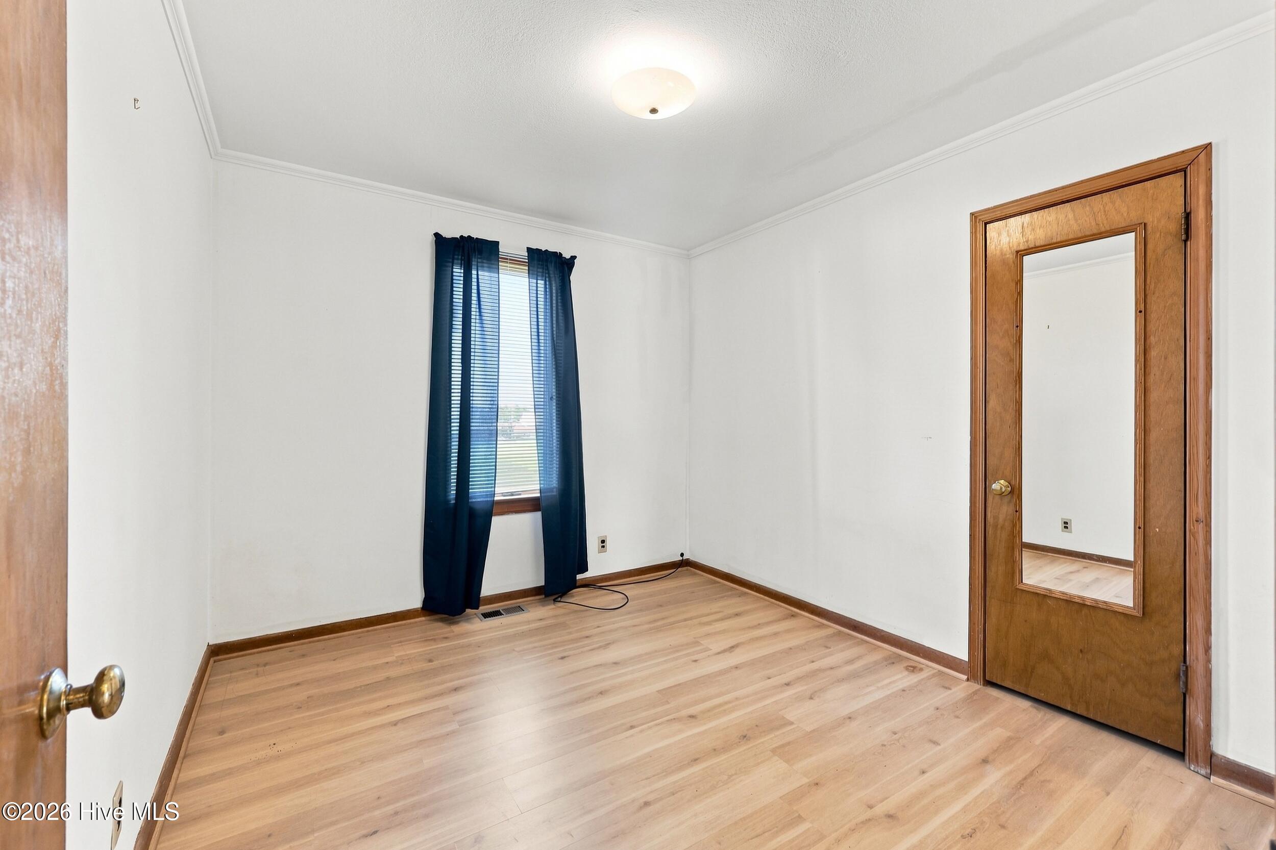 507 Narrow Shore Road Property Photo 20