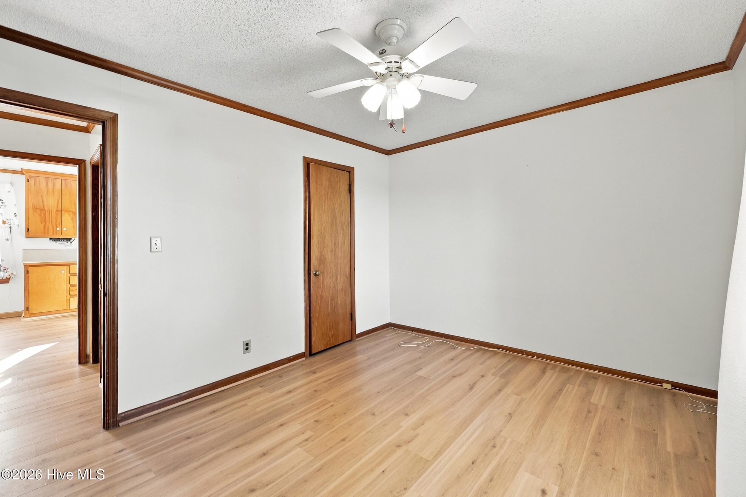 507 Narrow Shore Road Property Photo 23