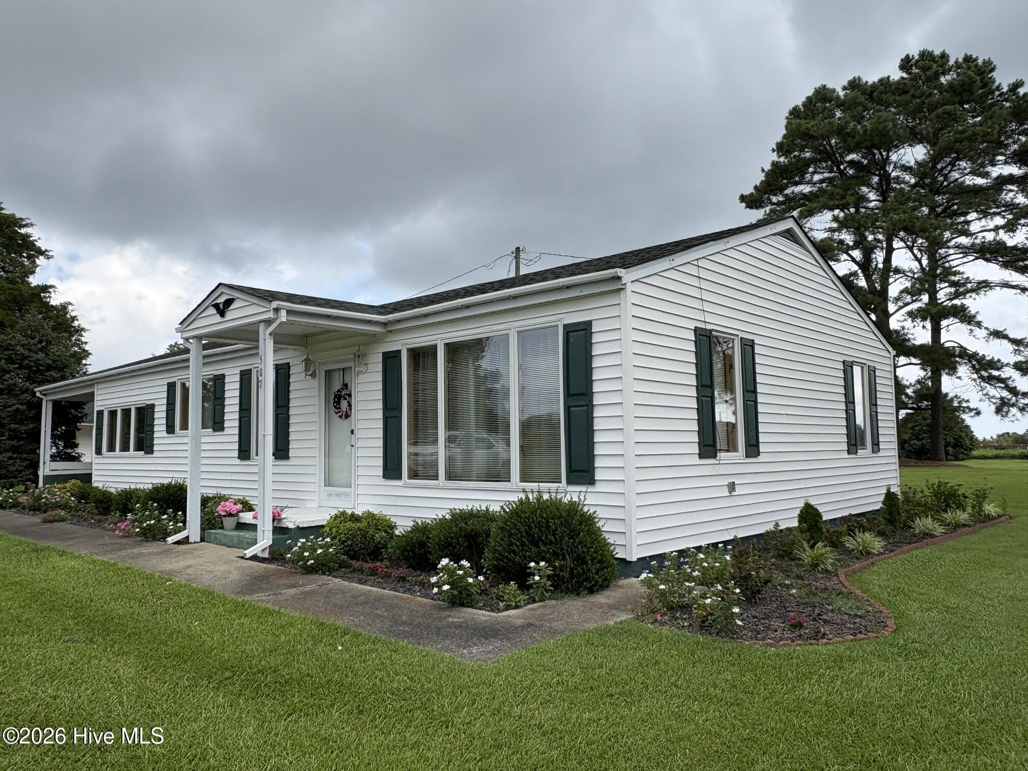 507 Narrow Shore Road Property Photo 33