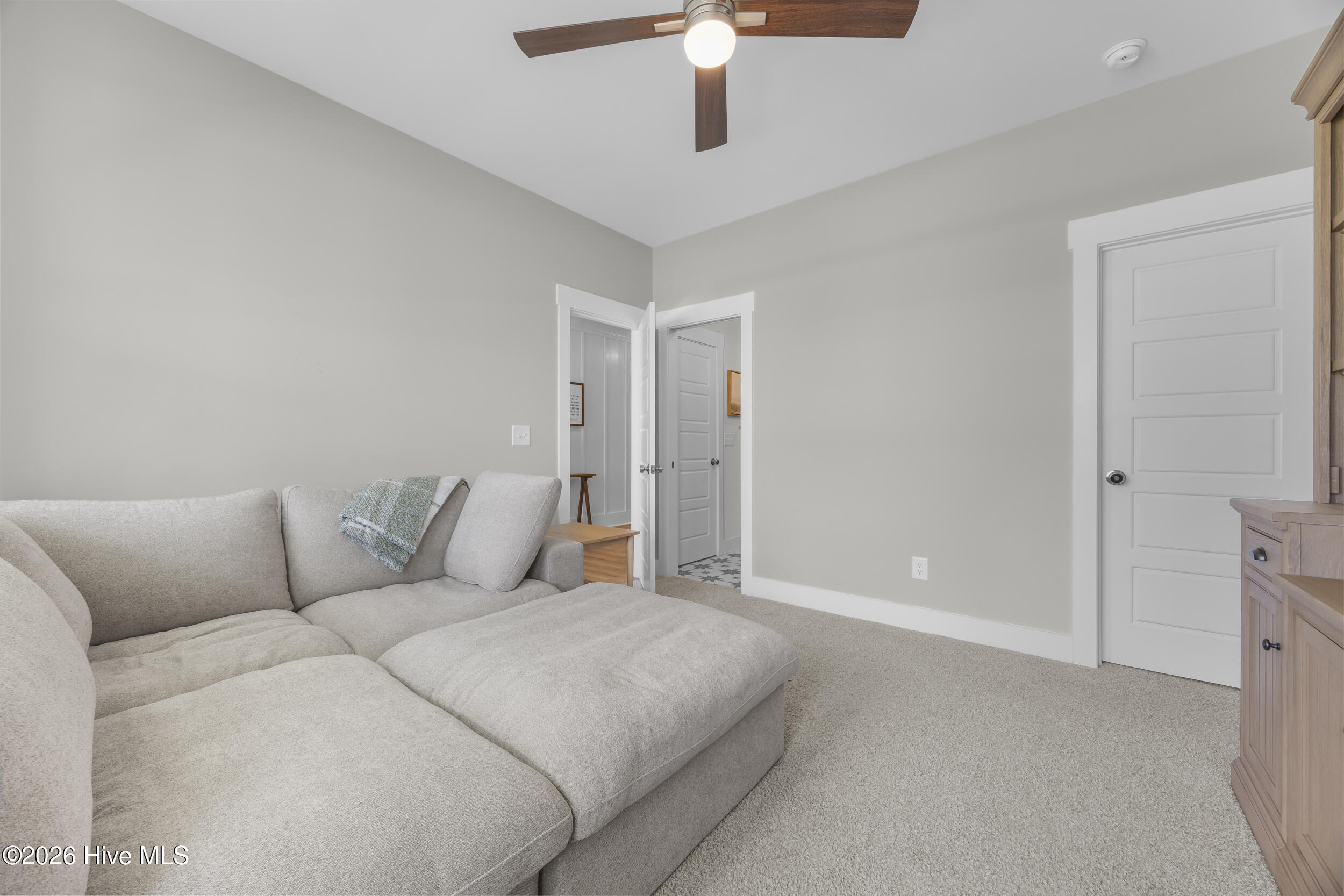 433 Sailor Sky Way Property Photo 10