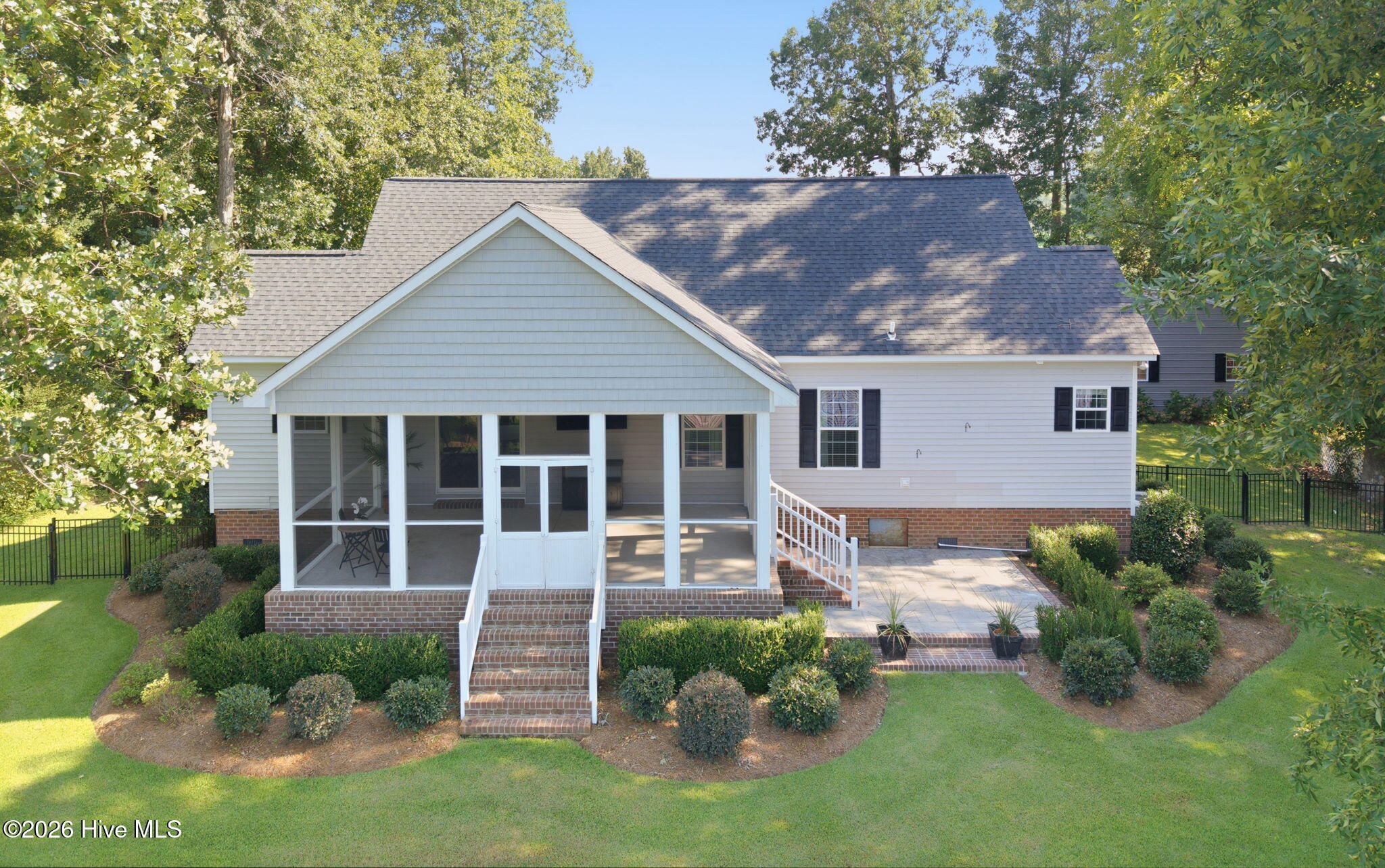 703 Tankard Drive Property Photo 8