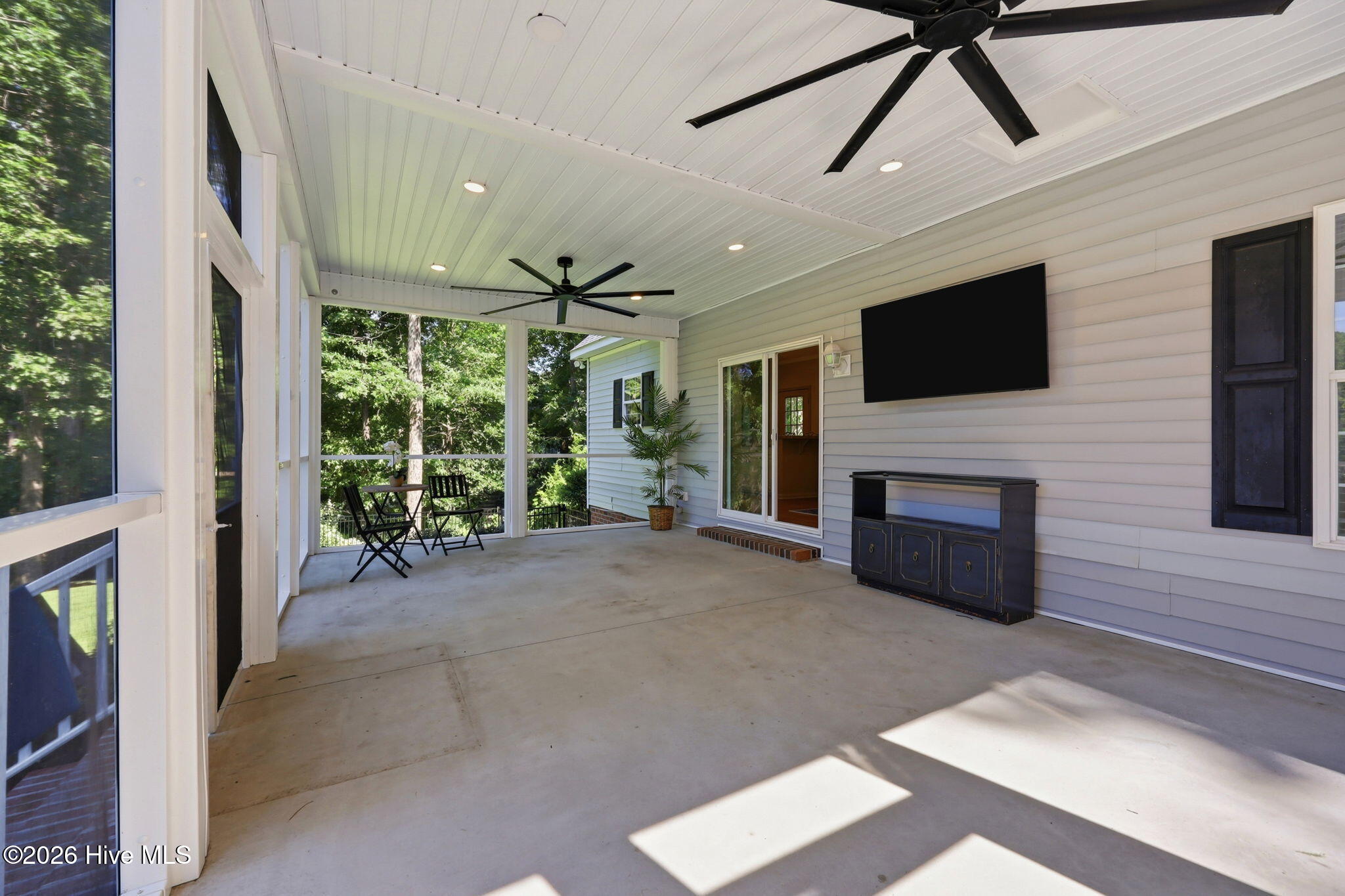 703 Tankard Drive Property Photo 11