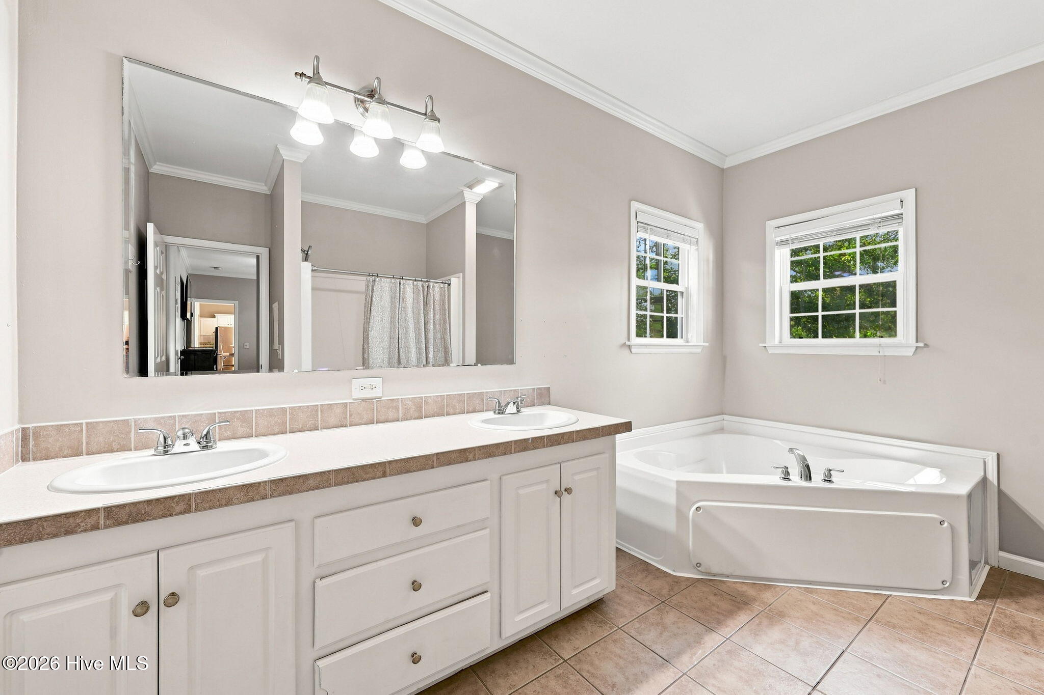 703 Tankard Drive Property Photo 32