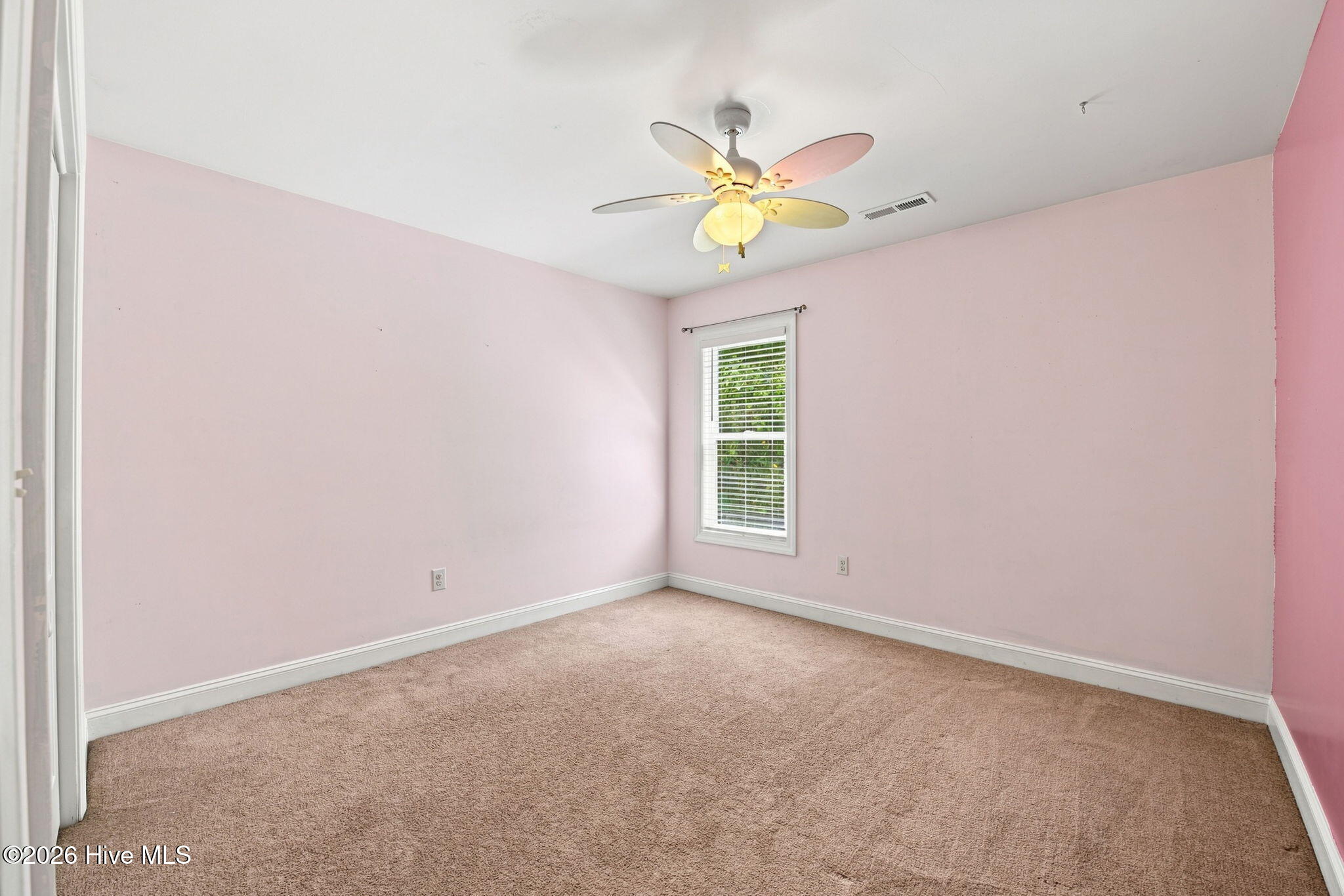 128 Hunting Wood Lane Property Photo 17