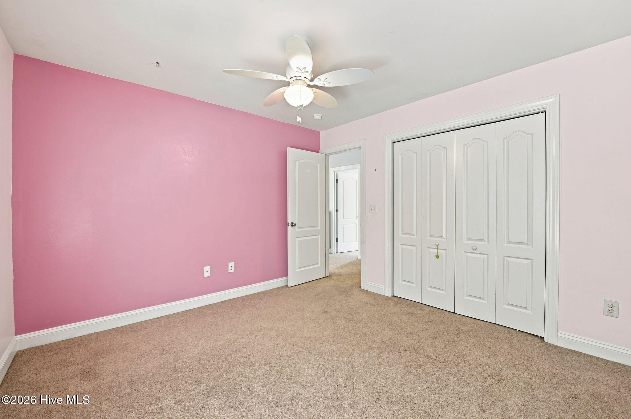 128 Hunting Wood Lane Property Photo 18