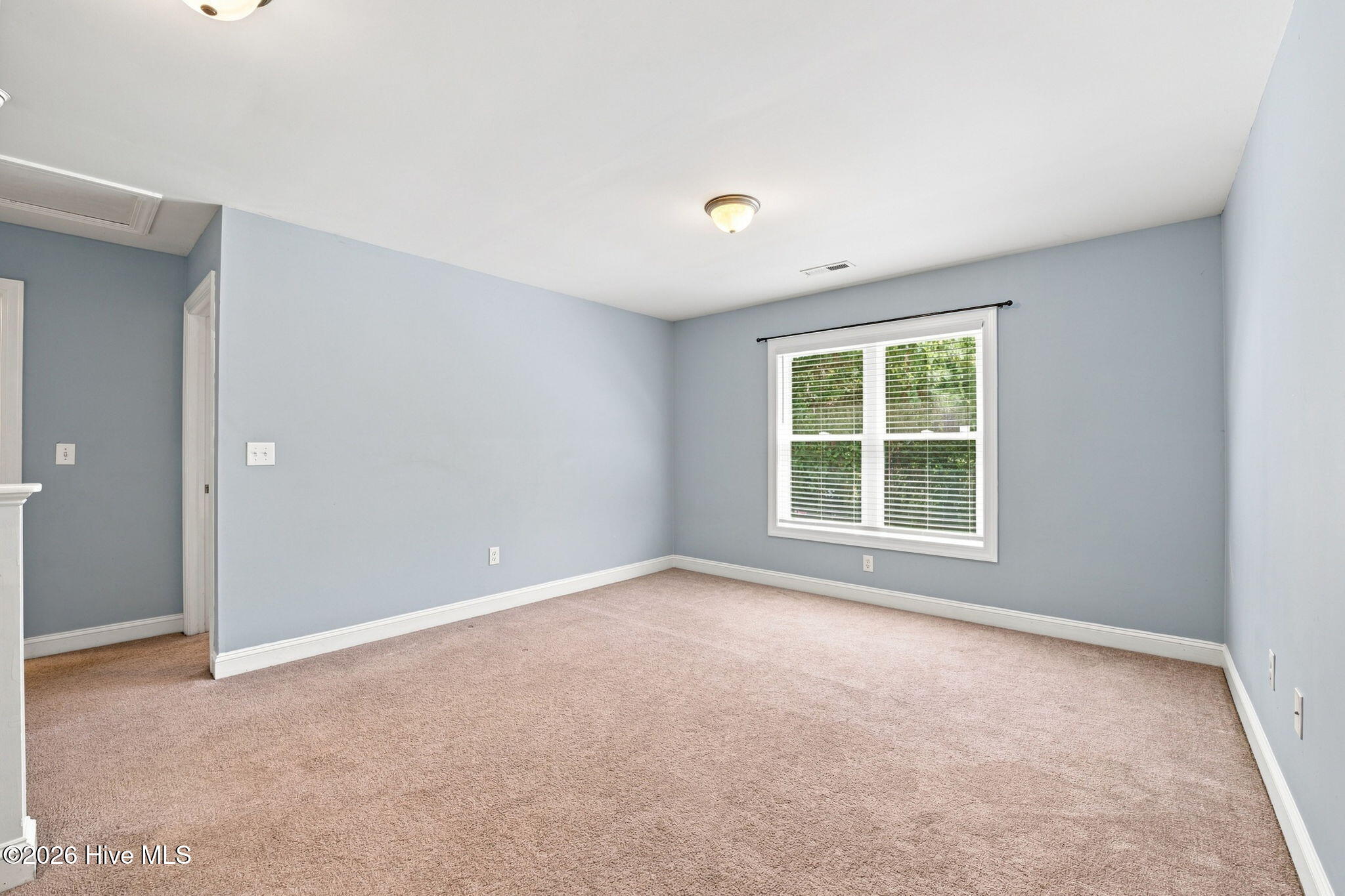 128 Hunting Wood Lane Property Photo 20