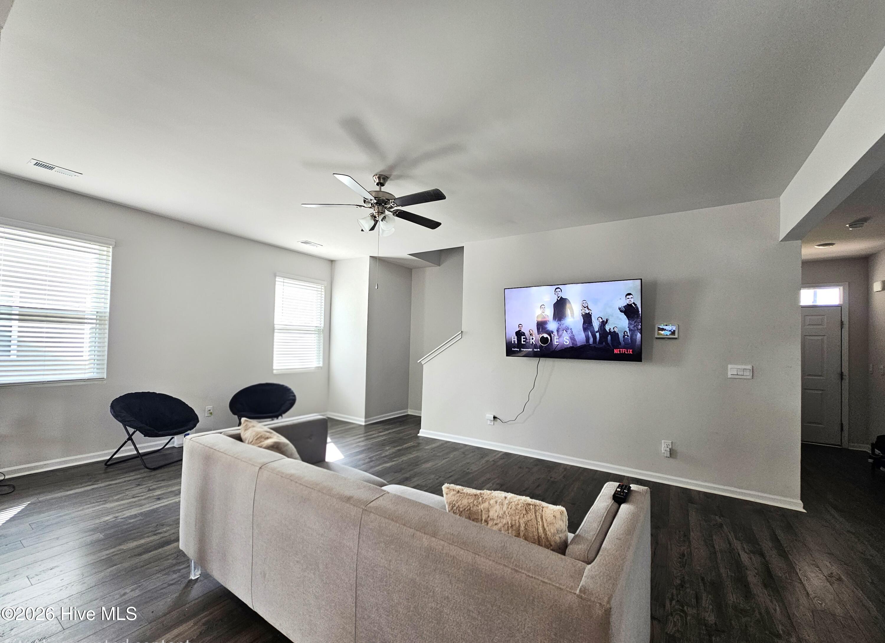 1403 Deer Hollow Run Property Photo 2