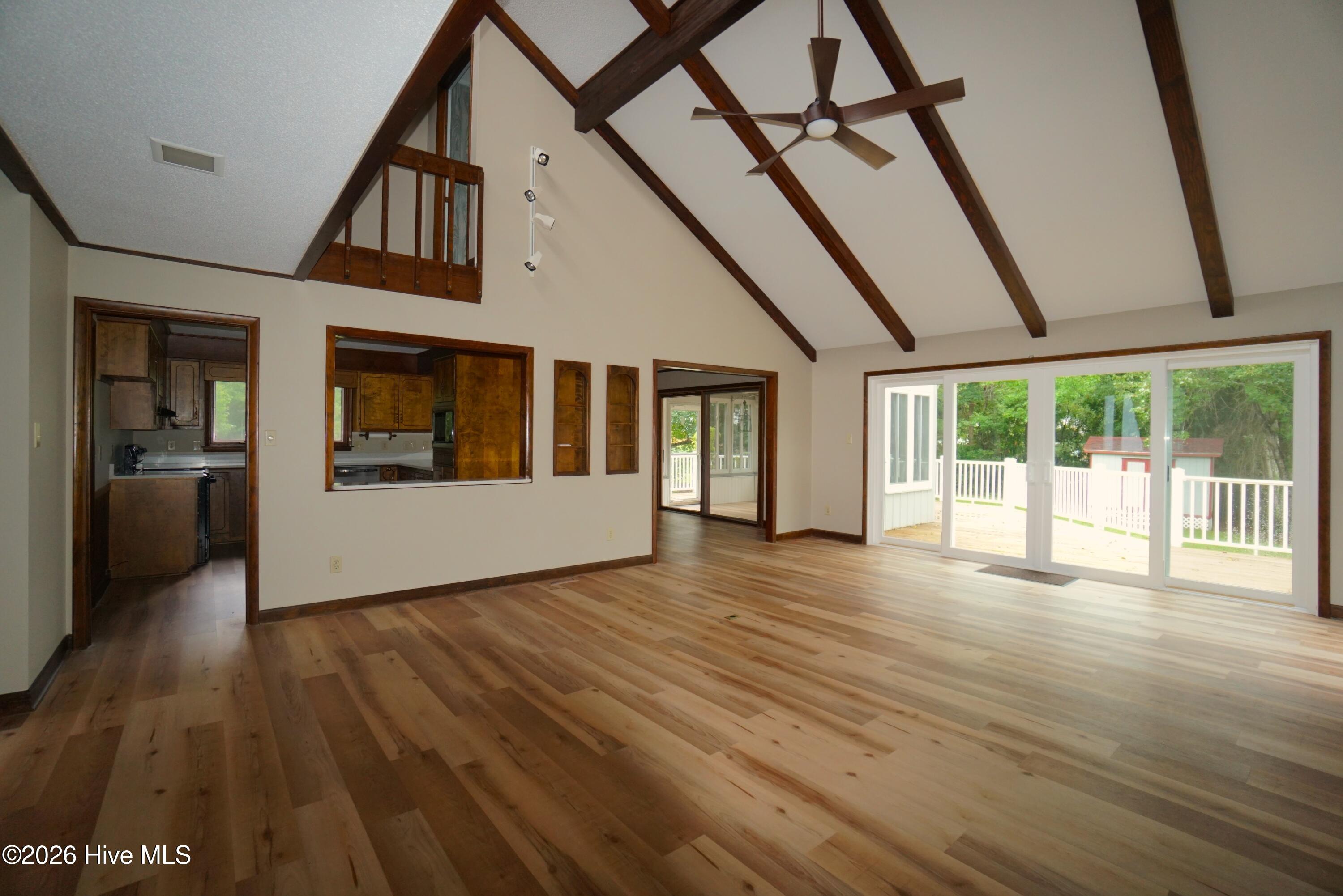 203 Sandpiper Drive Property Photo 4