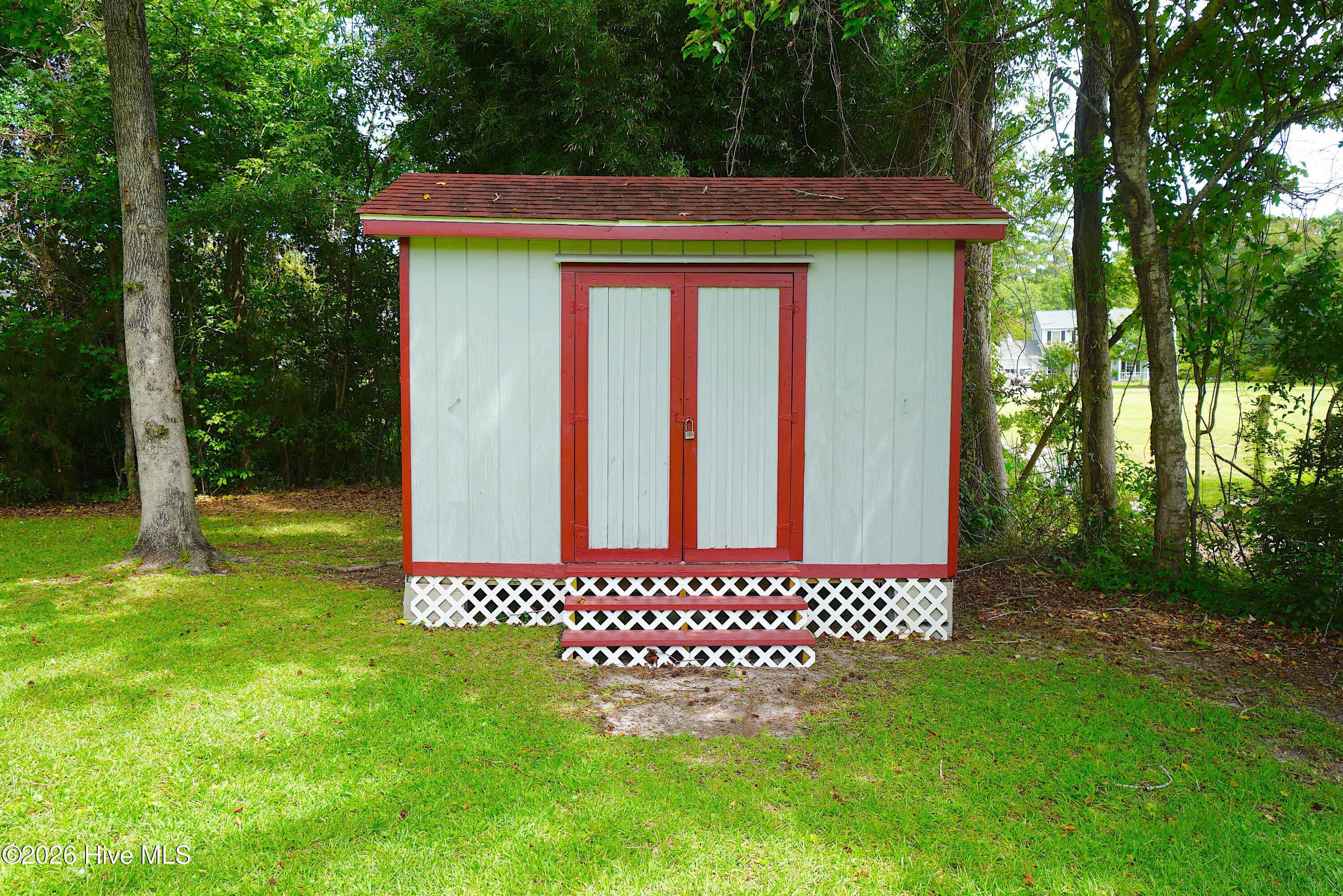 203 Sandpiper Drive Property Photo 34