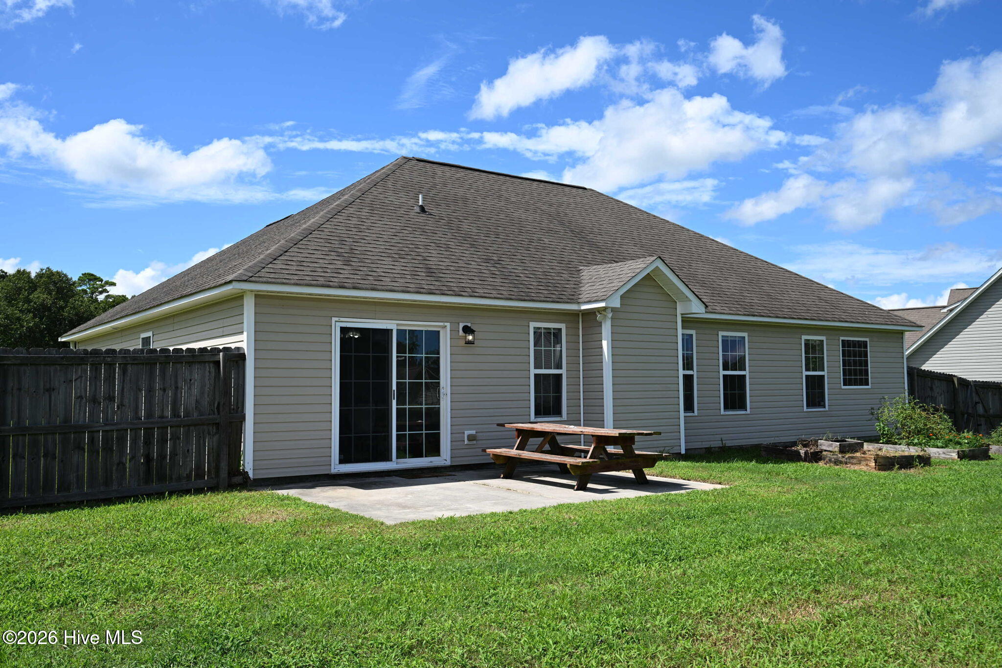102 Prelude Drive Property Photo 33