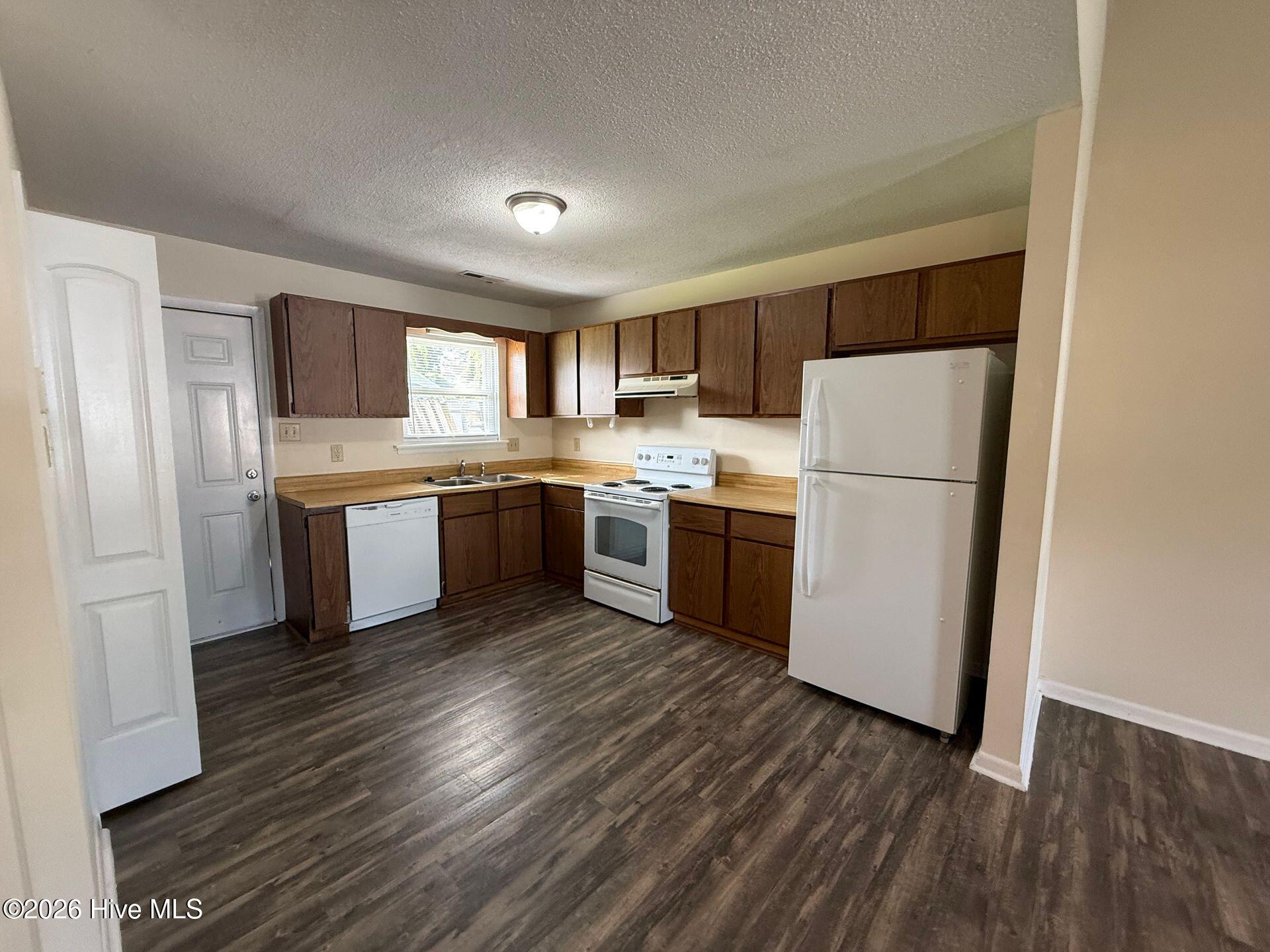89 Aspen Place Property Photo 2
