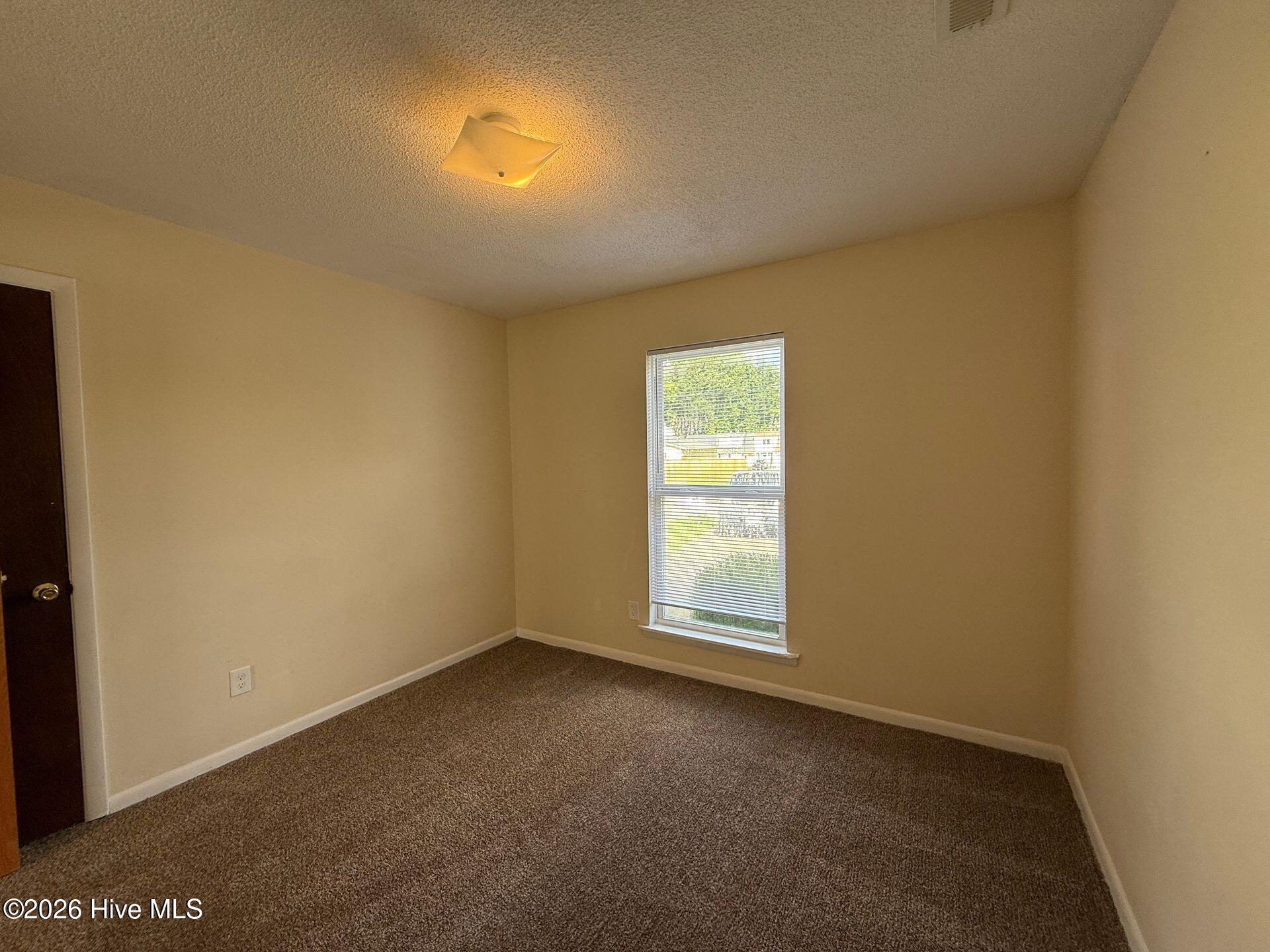 89 Aspen Place Property Photo 4