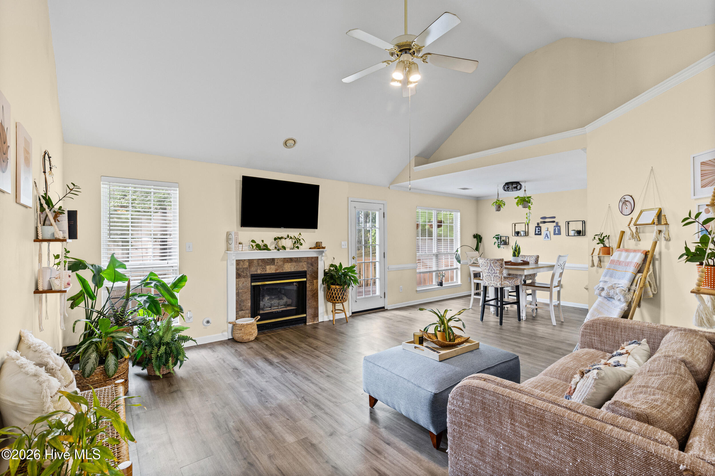 4138 Eagle Nest Drive Property Photo 6