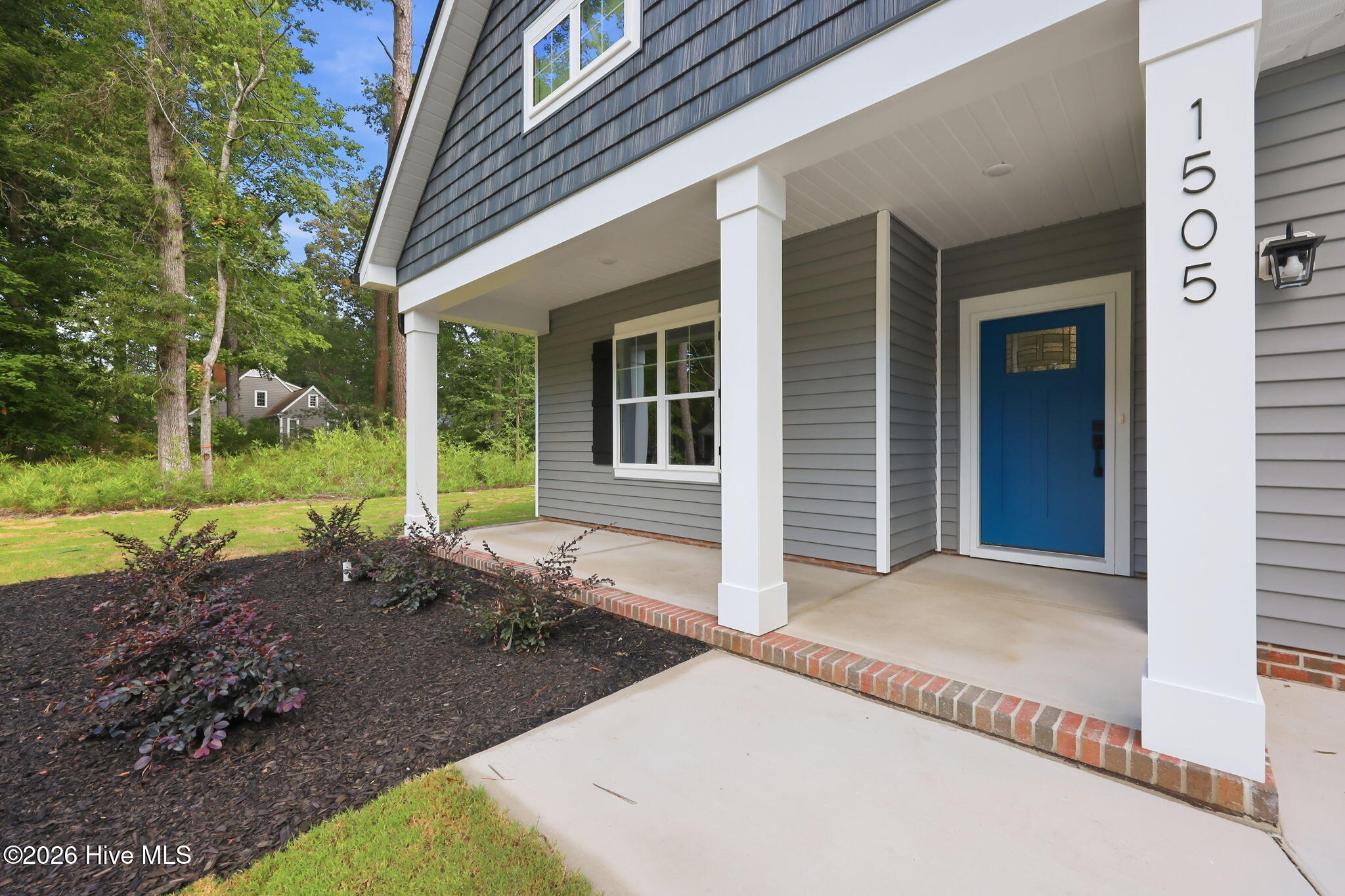 1505 Macon Place Property Photo 3