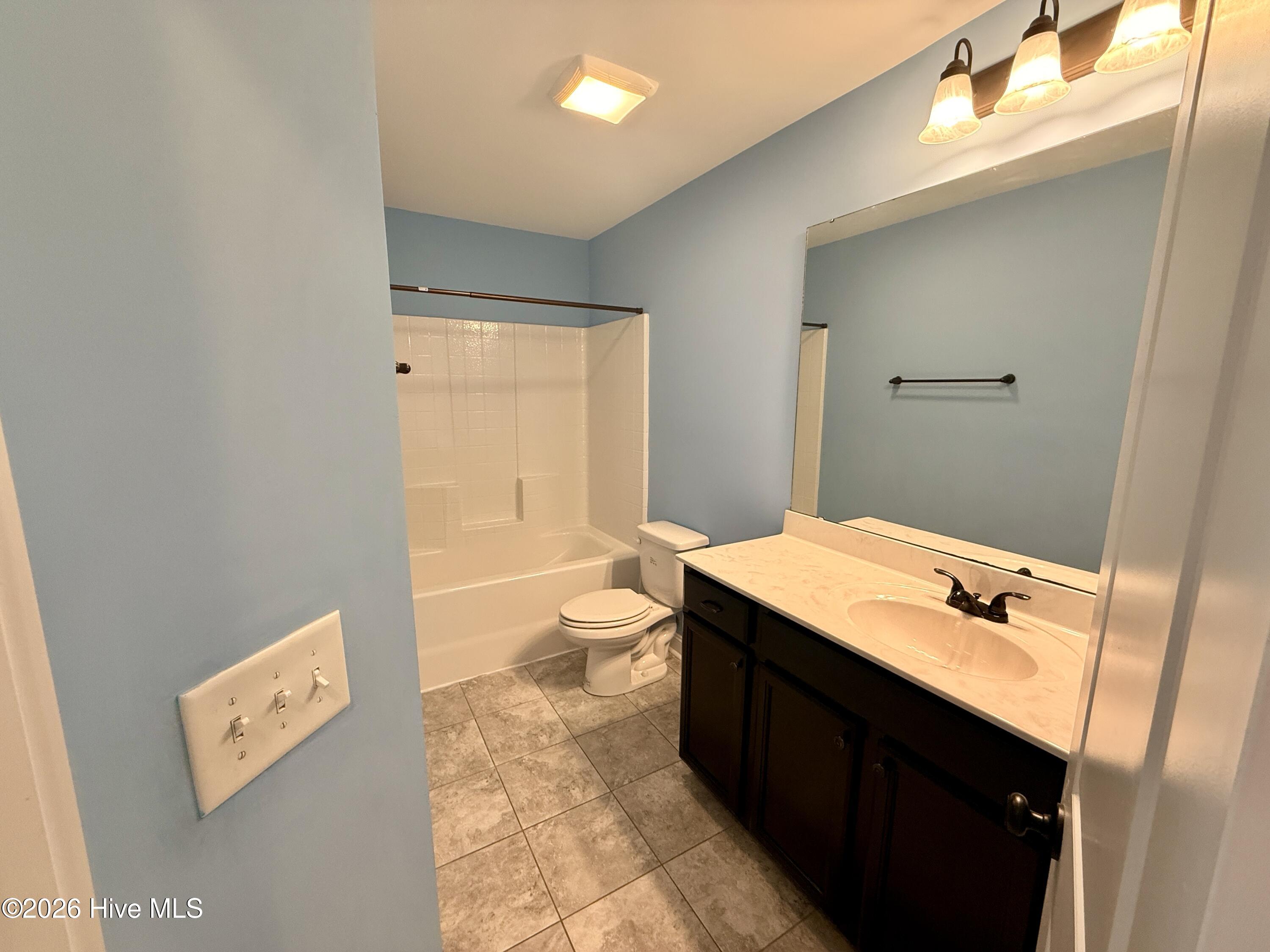 1808 Fox Den Way 2 Property Photo 6