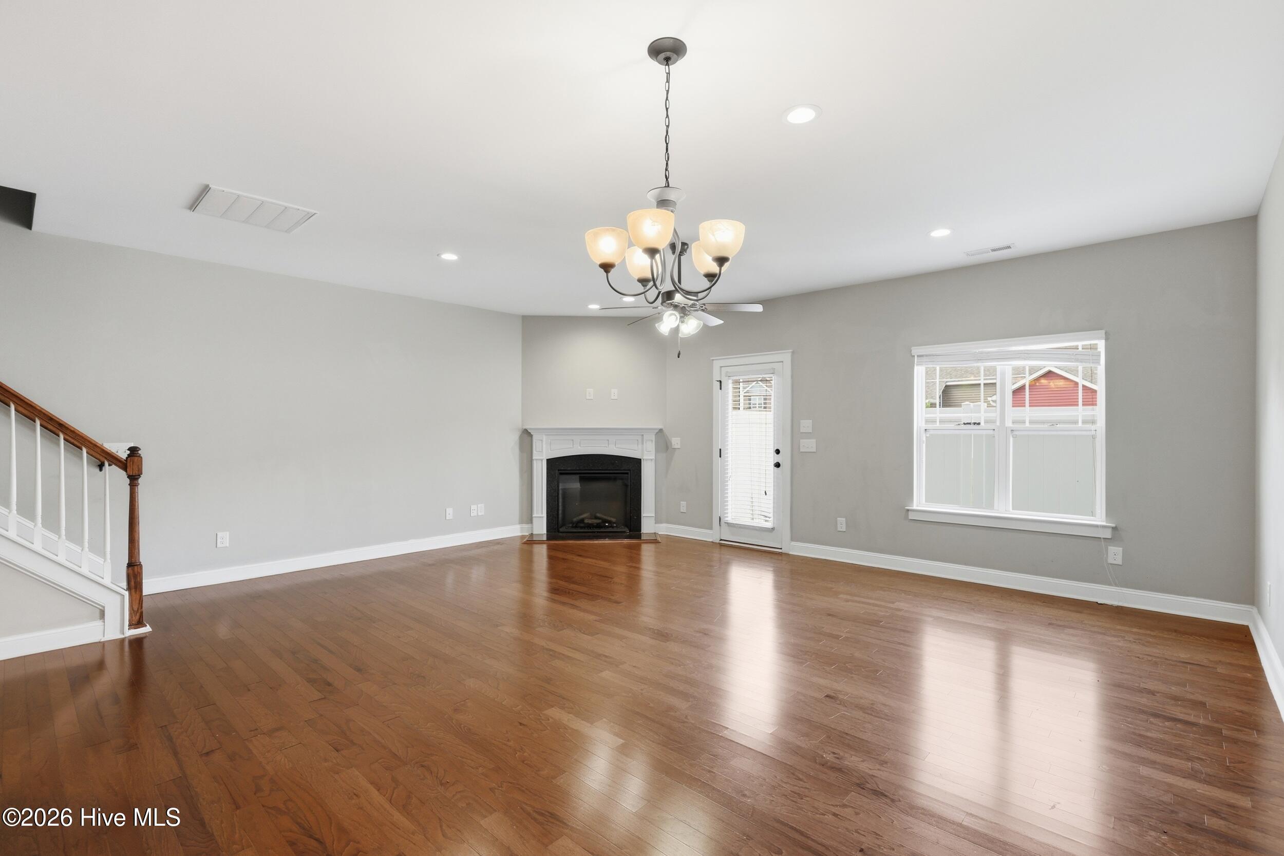 1808 Fox Den Way 2 Property Photo 11