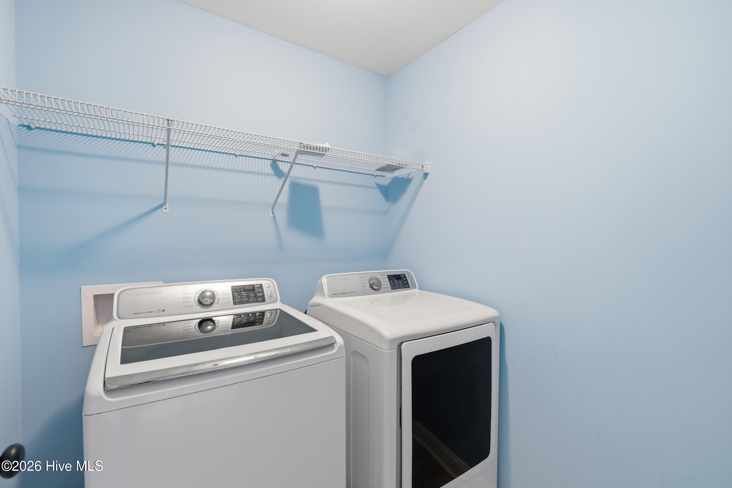 1808 Fox Den Way 2 Property Photo 17