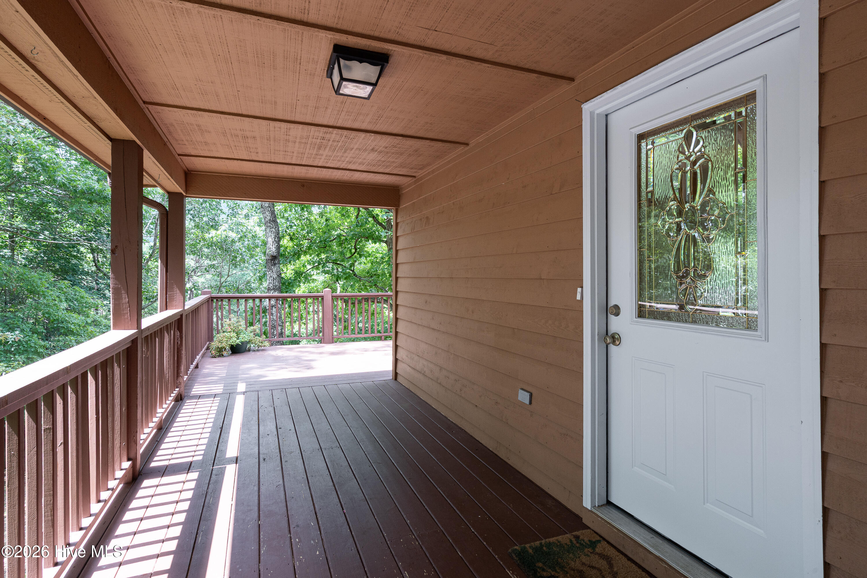62 Ellis Lane Property Photo 3