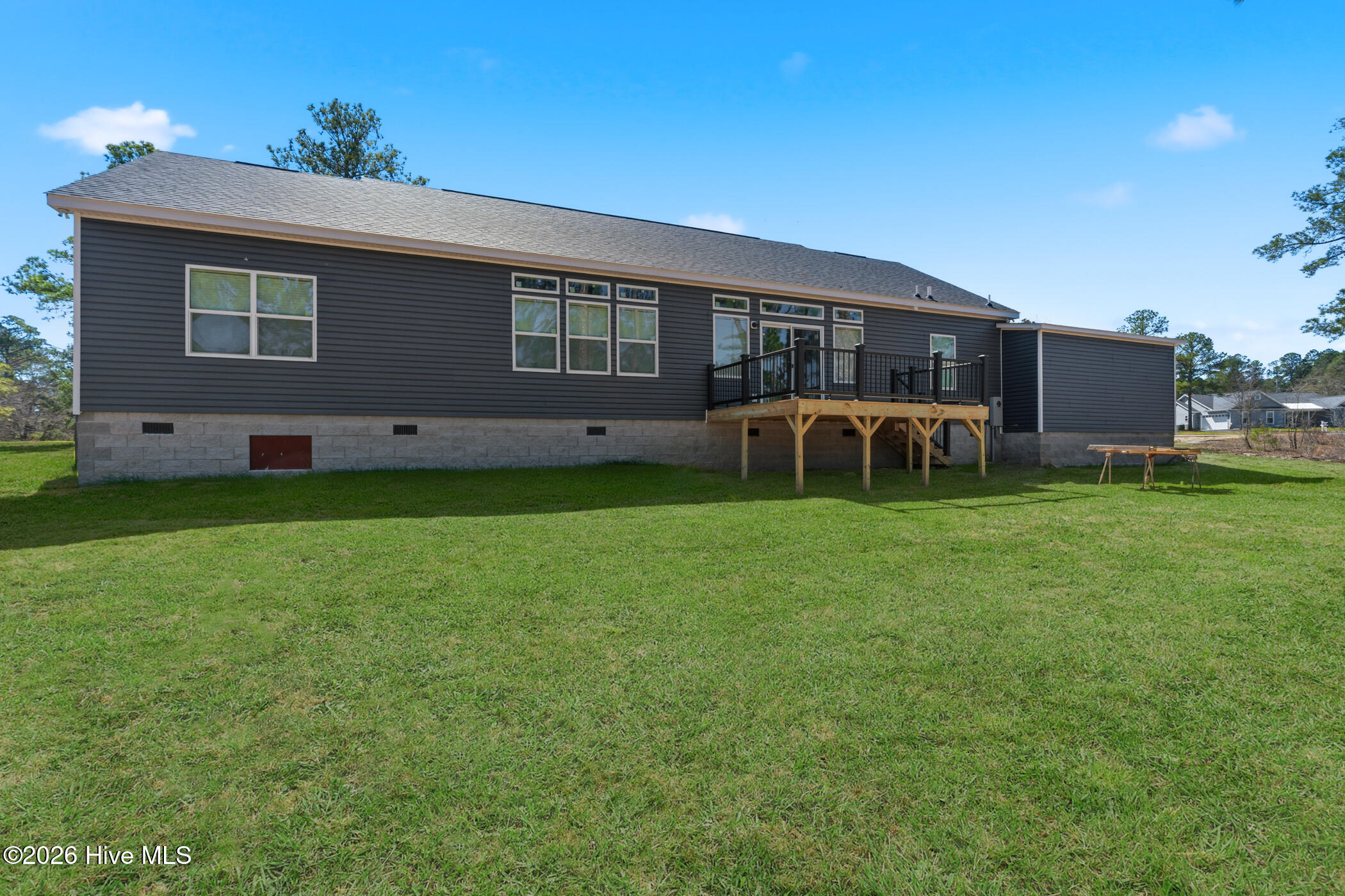 151 Kenric Point Property Photo 6