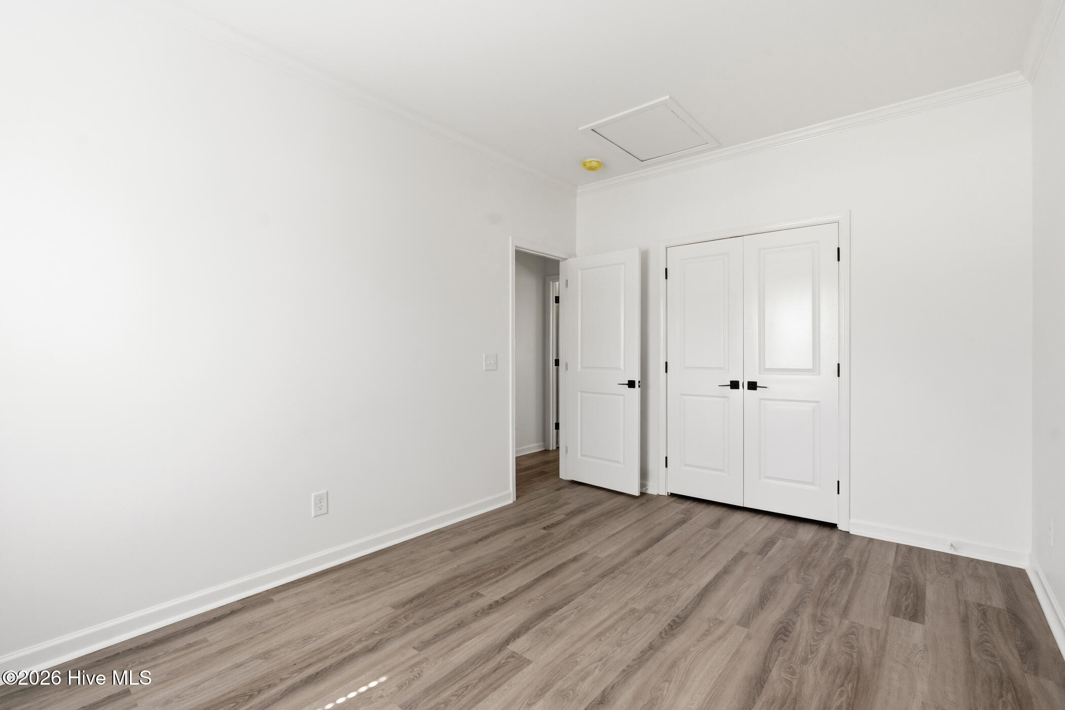 151 Kenric Point Property Photo 28