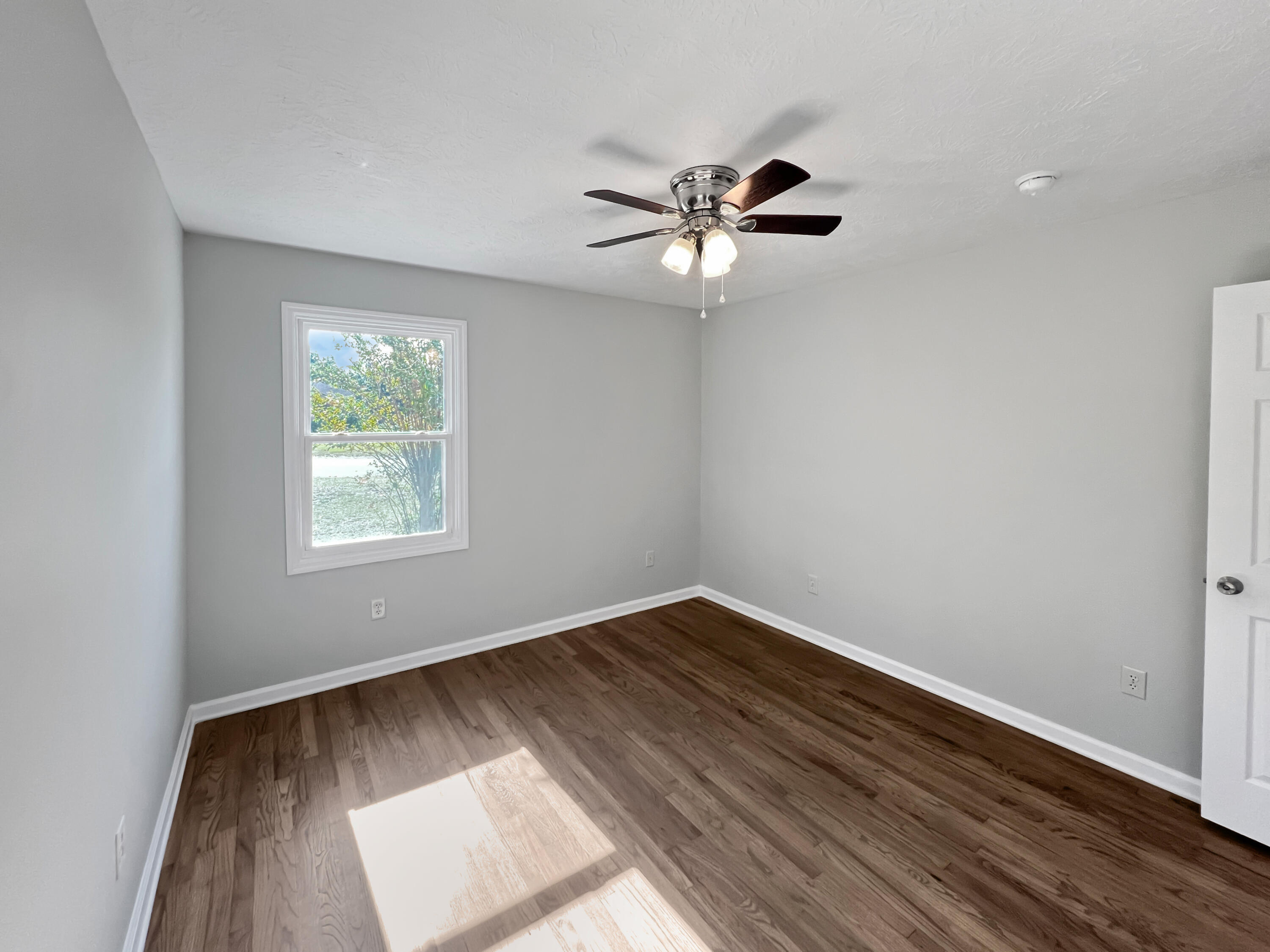 501 2nd Street Property Photo 18