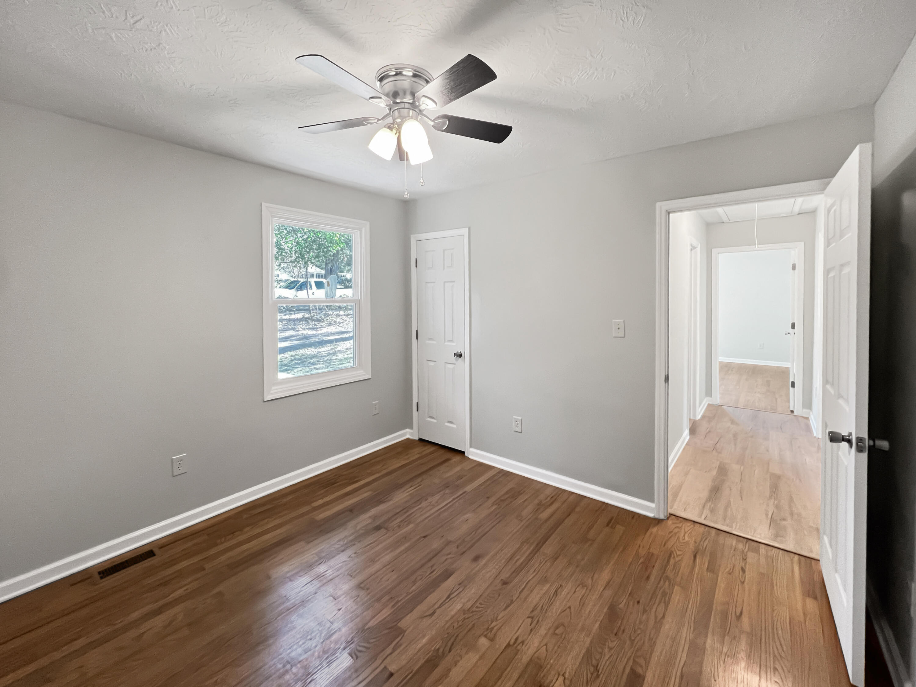 501 2nd Street Property Photo 19