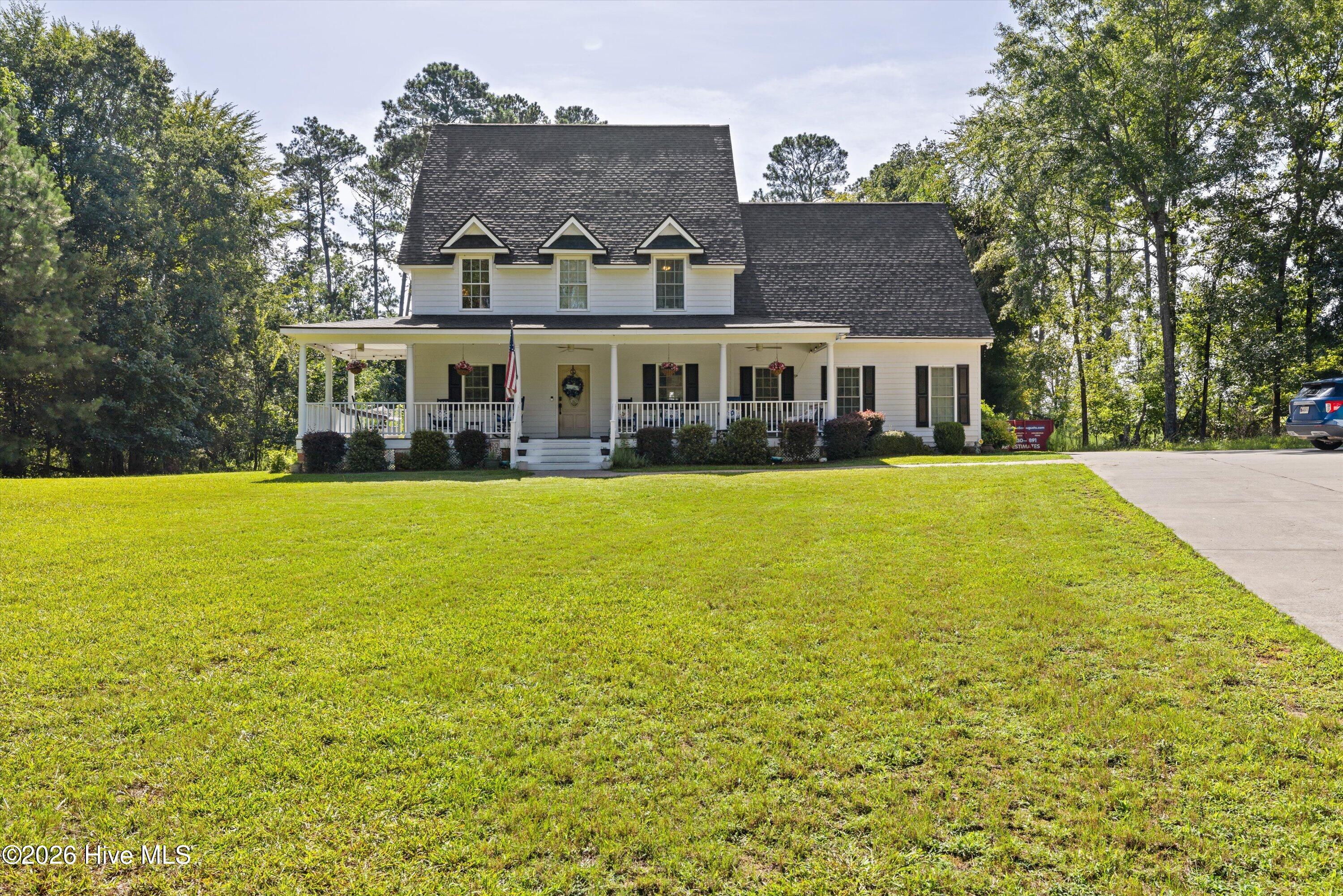 553 Oakwood Pointe Road Property Photo 1