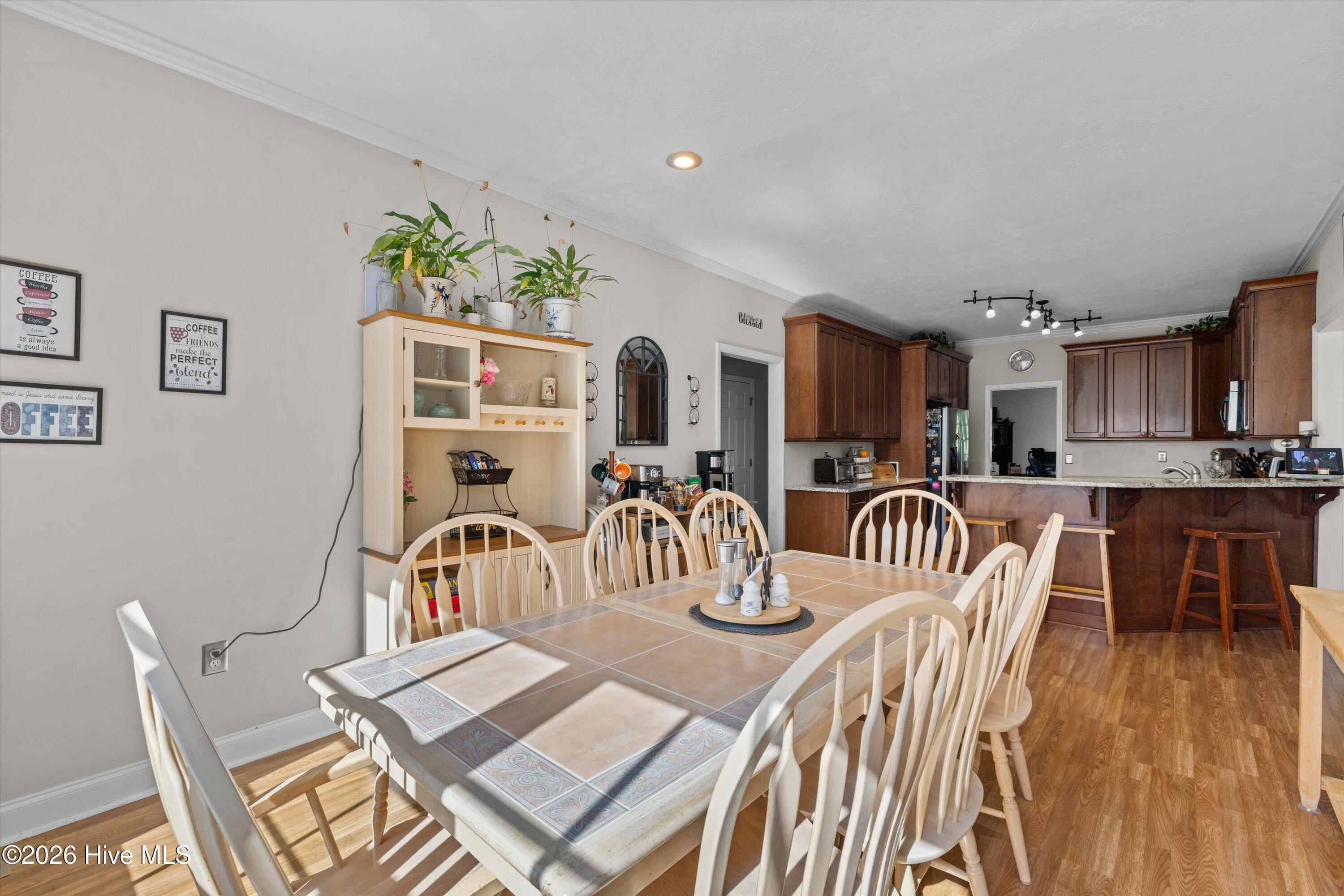 553 Oakwood Pointe Road Property Photo 14