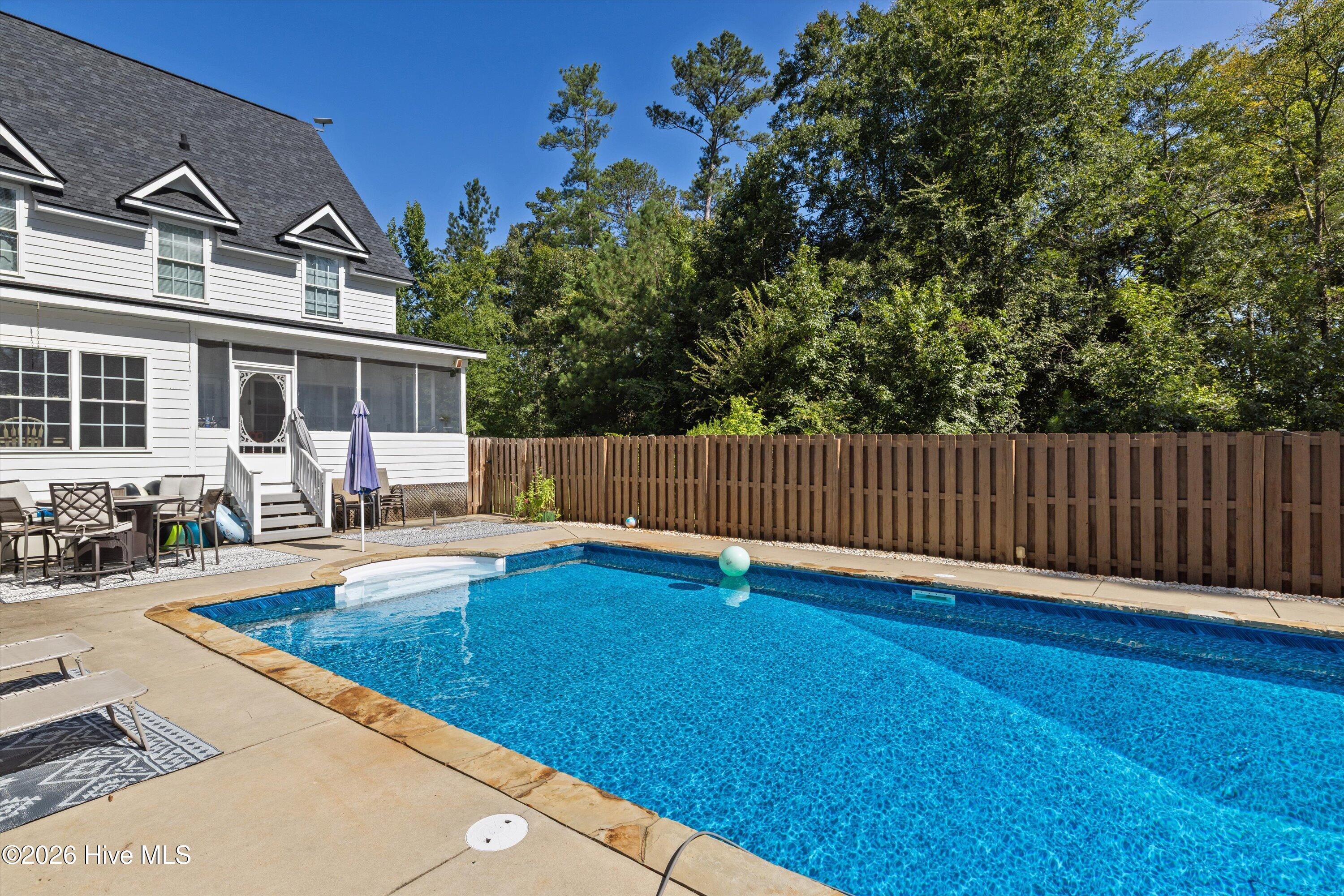 553 Oakwood Pointe Road Property Photo 17