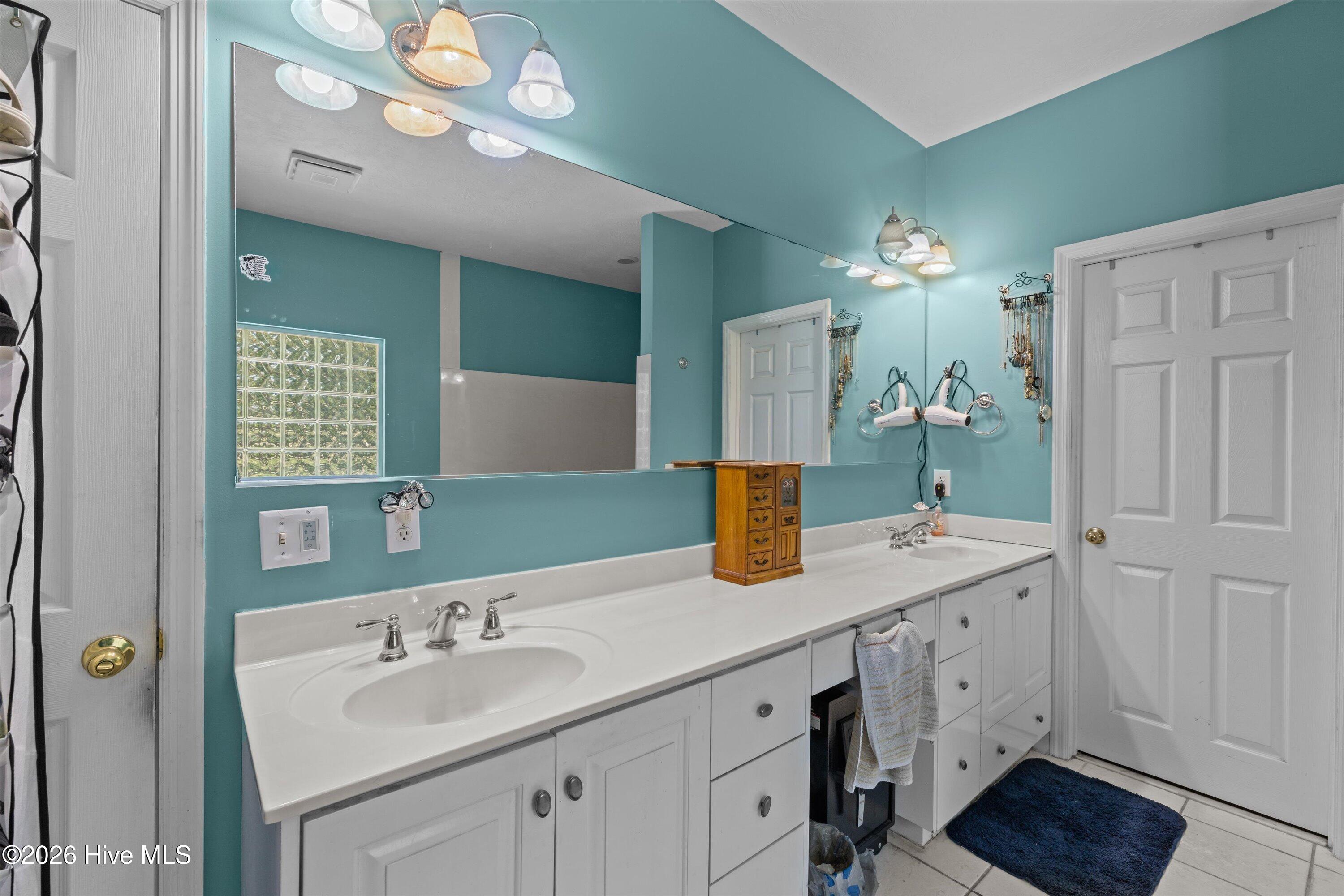 553 Oakwood Pointe Road Property Photo 24