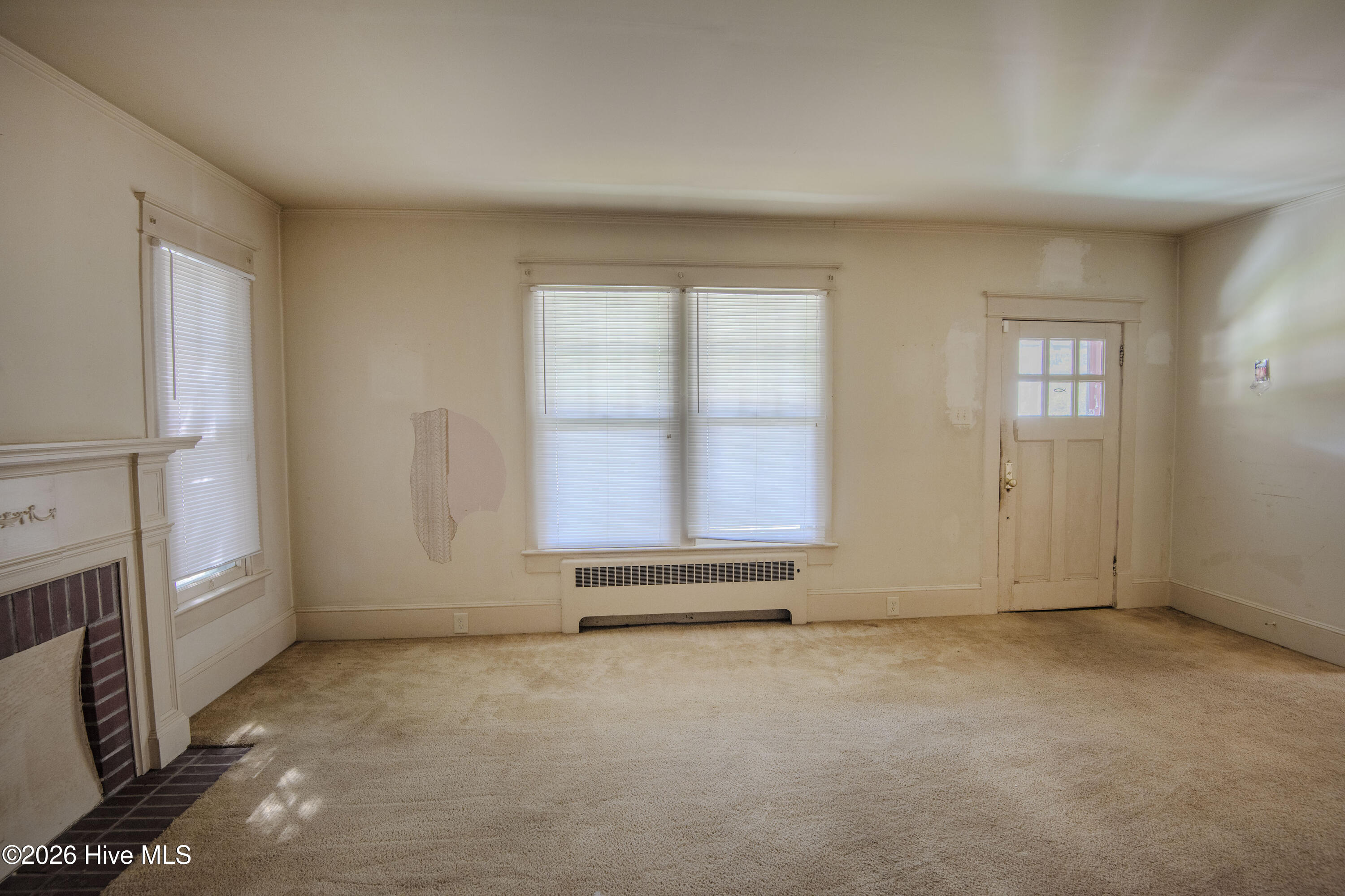 204 E Baker Street Property Photo 6