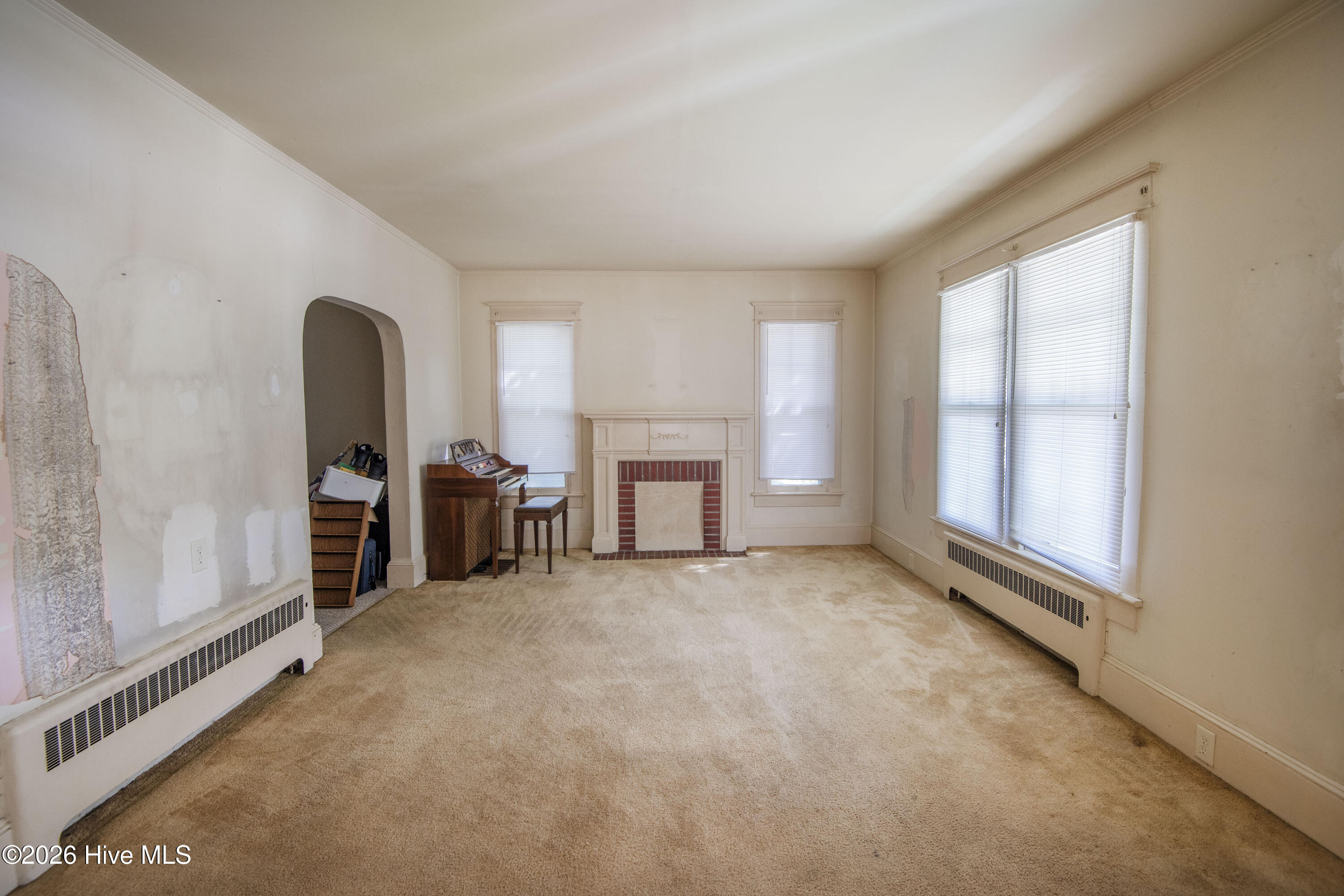 204 E Baker Street Property Photo 10