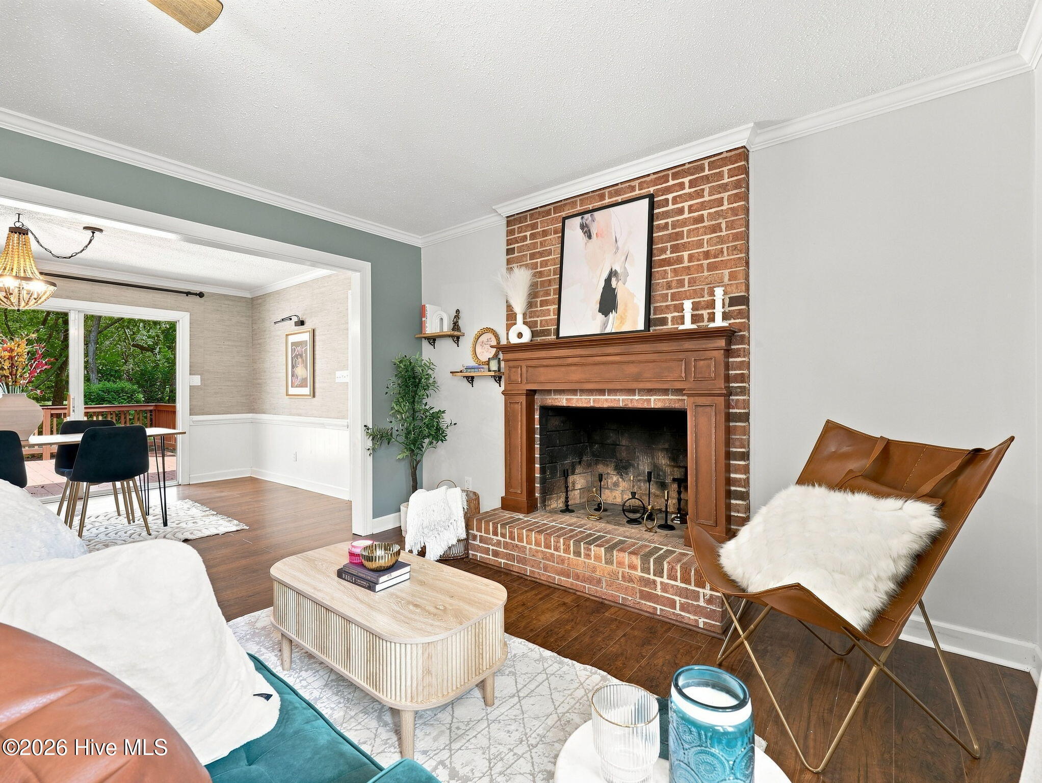 2212 Colony Plaza Property Photo 8