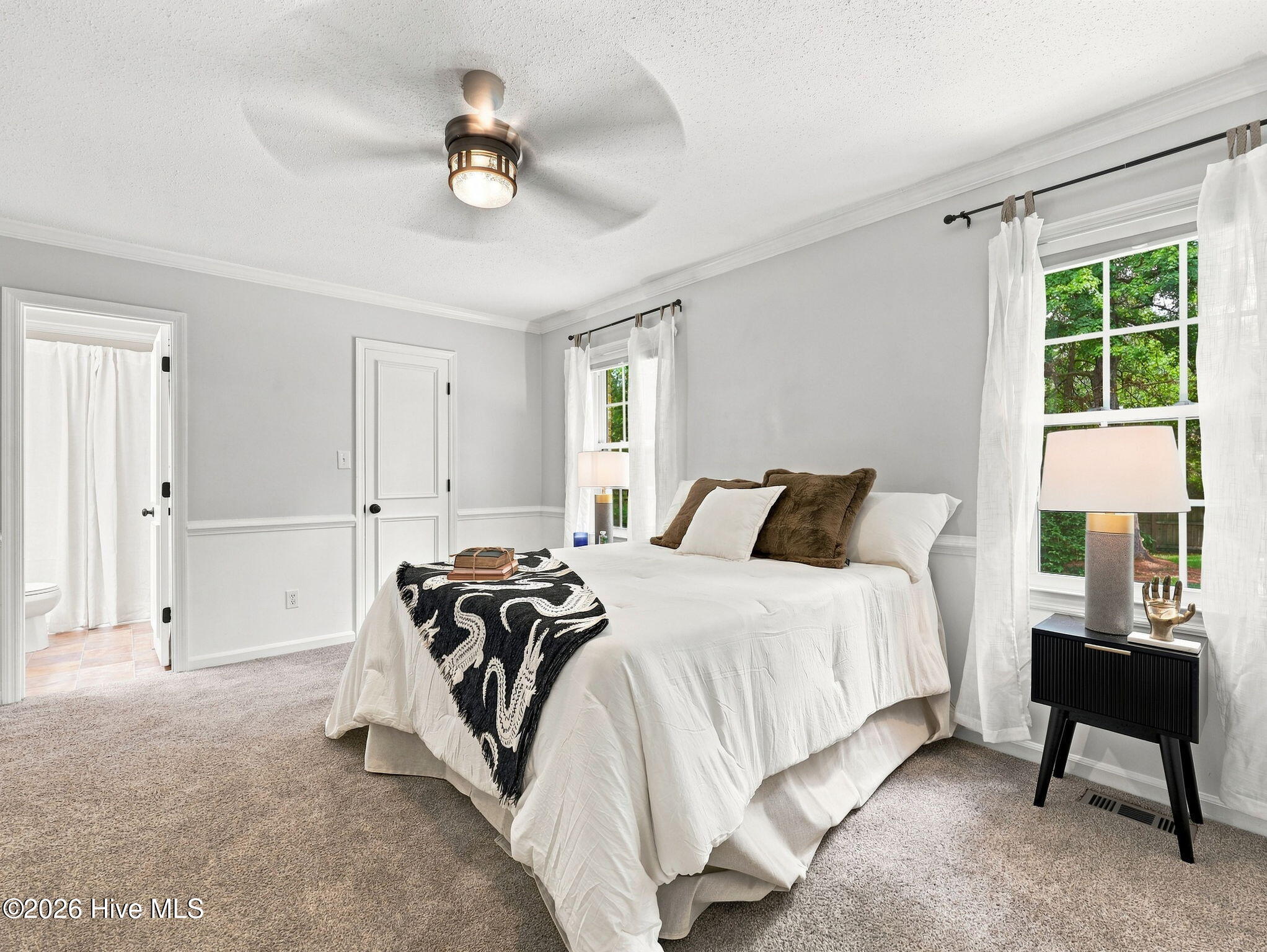 2212 Colony Plaza Property Photo 15