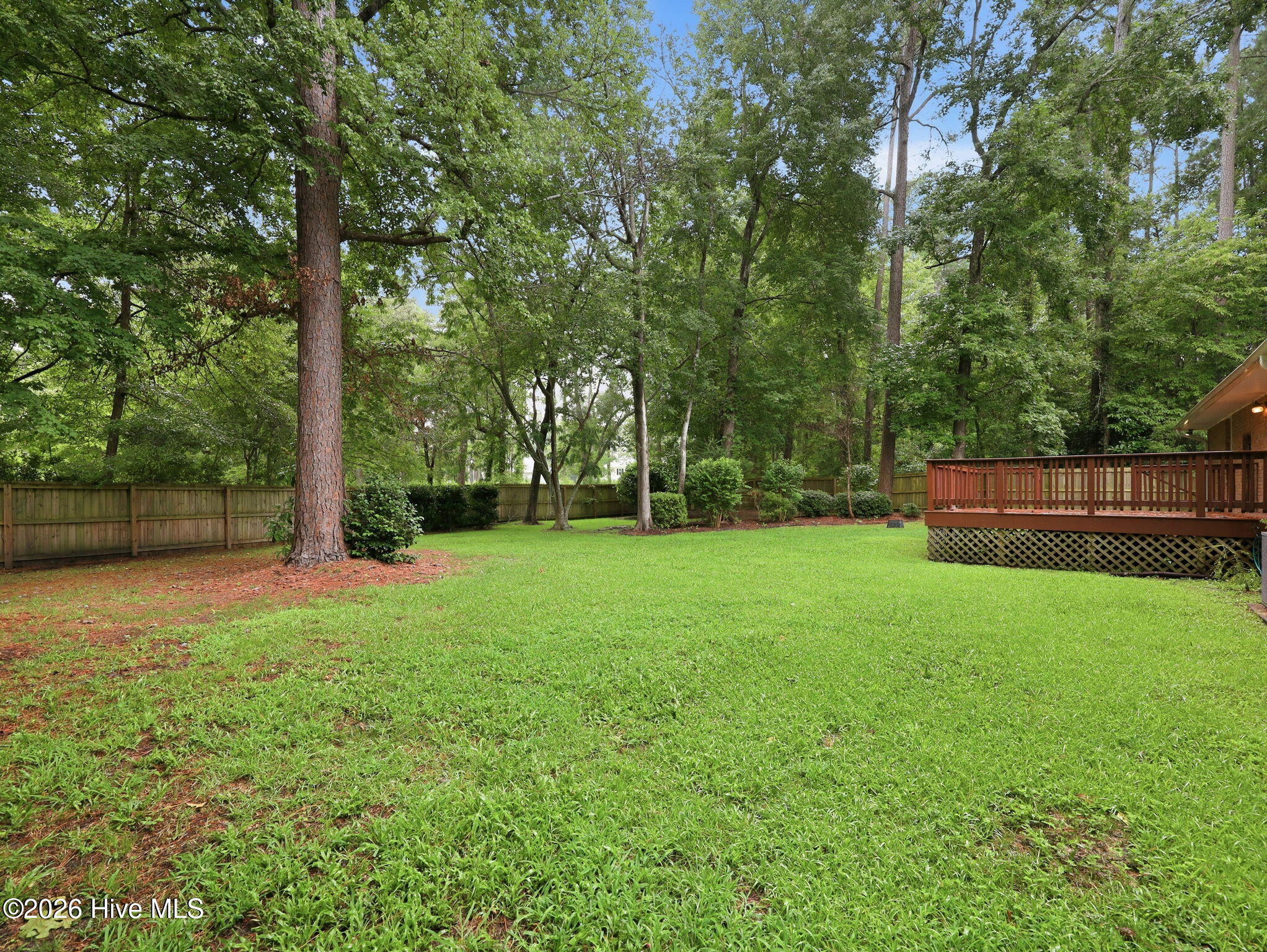 2212 Colony Plaza Property Photo 25
