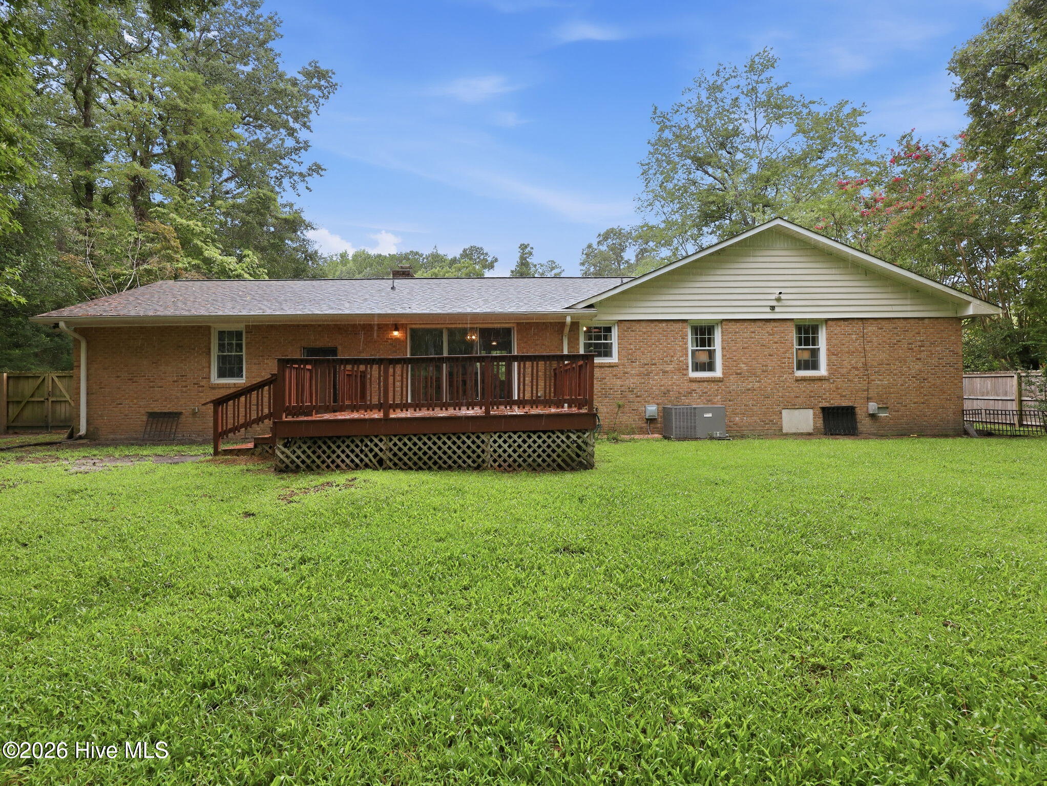 2212 Colony Plaza Property Photo 29