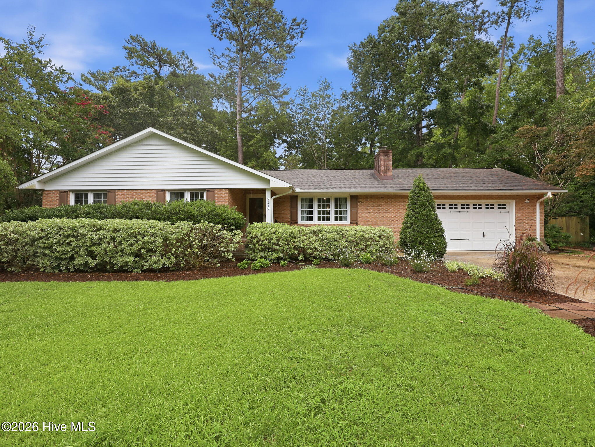 2212 Colony Plaza Property Photo 38